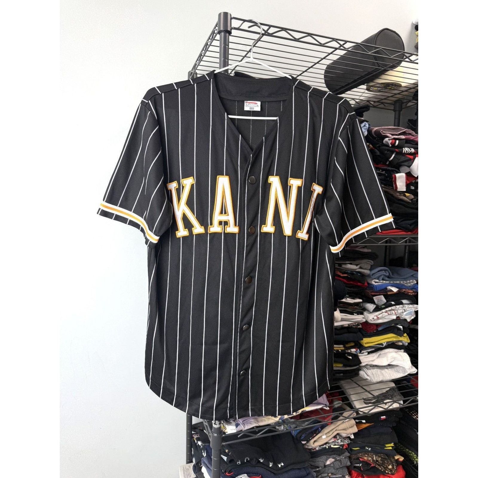 Karl Kani Vintage Karl Kani Rap T Shirt Jnco Tapout Jersey Size US S / EU 44-46 / 1 - 1 Thumbnail