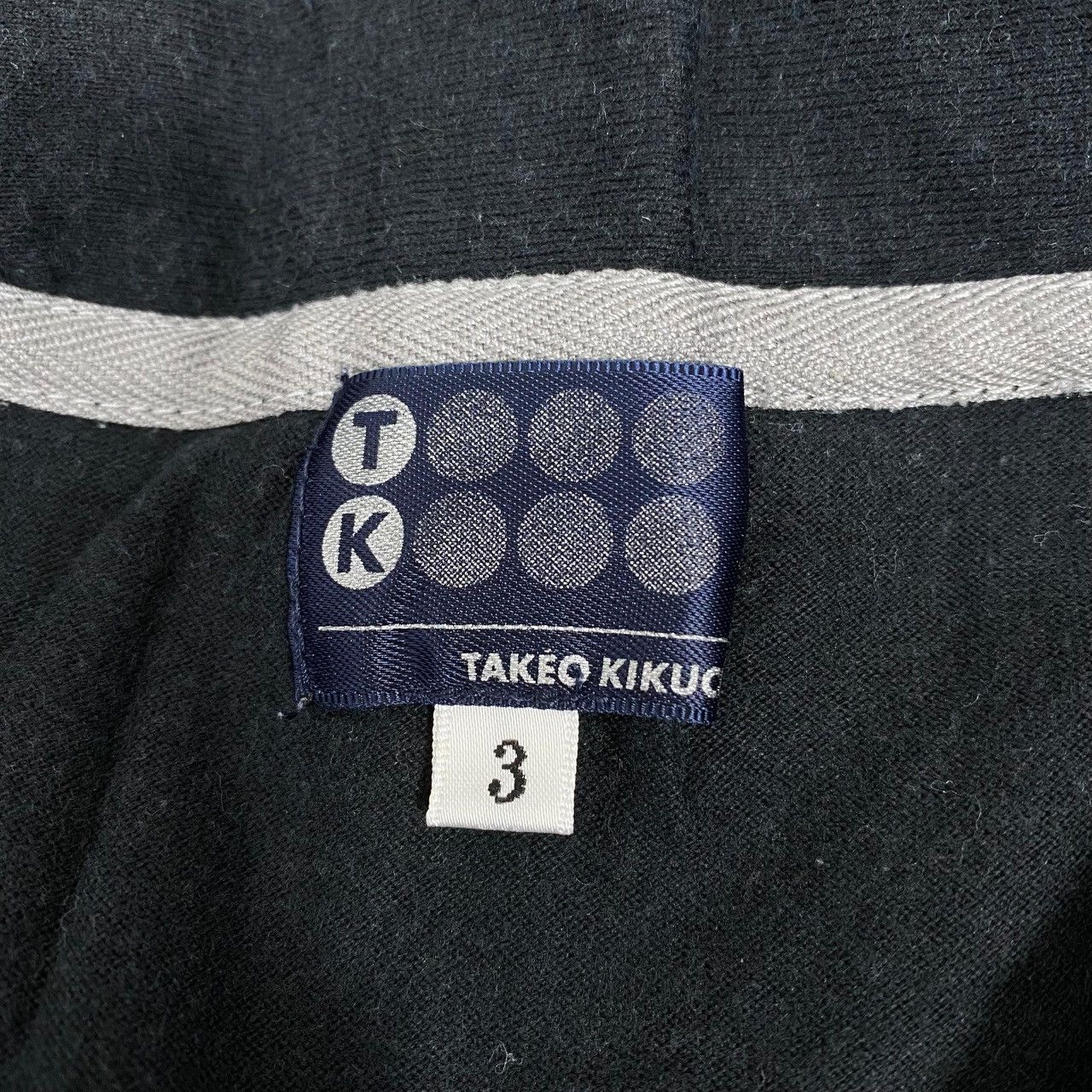 Vintage Vintage TAKEO KIKUCHI JAPAN Minimalist Design Polo Tee Shirt Size M / US 6-8 / IT 42-44 - 4 Thumbnail