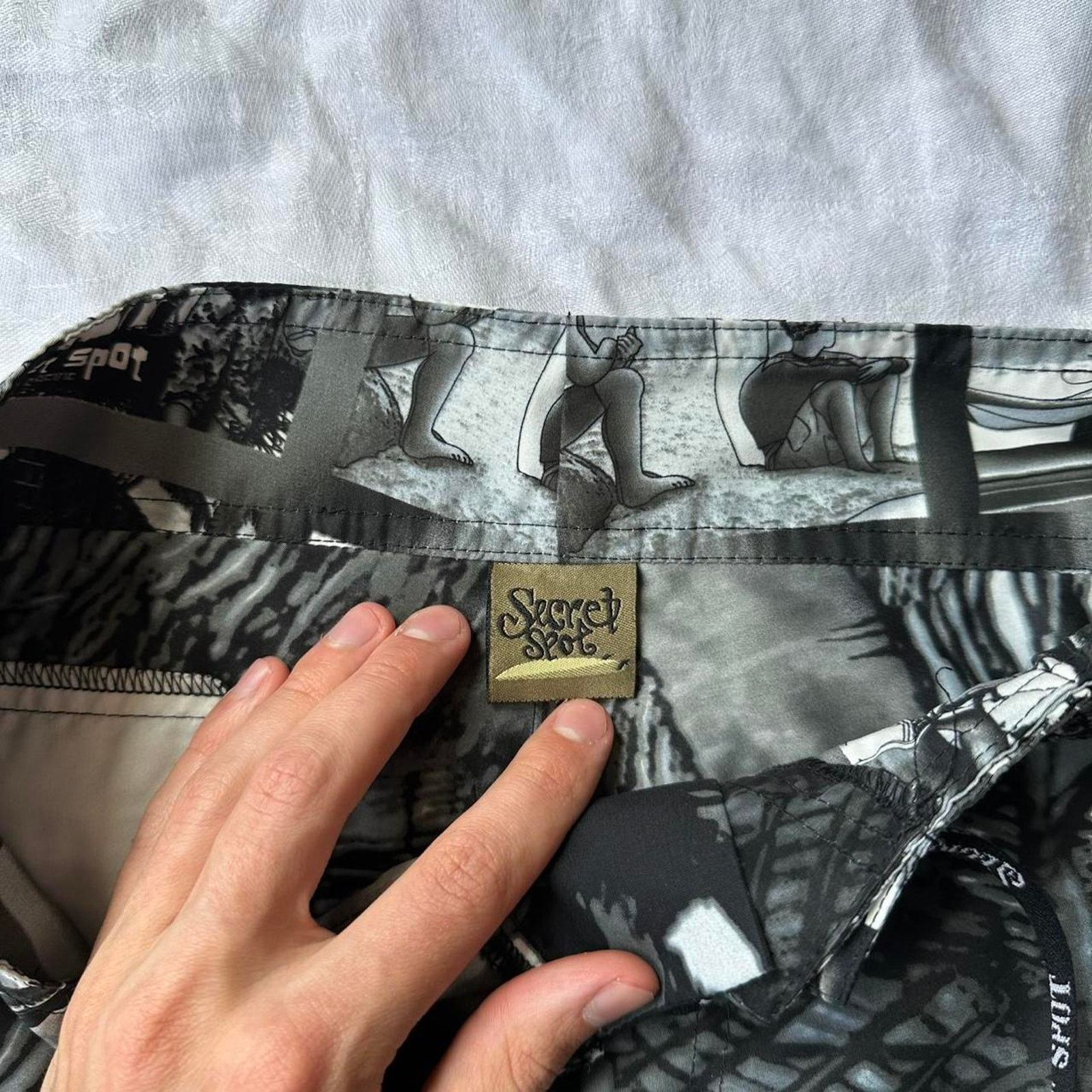 Vintage Y2K 2000s AOP Board Shorts Swim Surf Trunks Bathing Suit Size US 30 / EU 46 - 4 Thumbnail