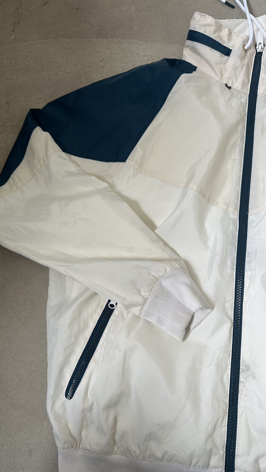 Nike NIKE WINDBREAKER Size US L / EU 52-54 / 3 - 3 Thumbnail
