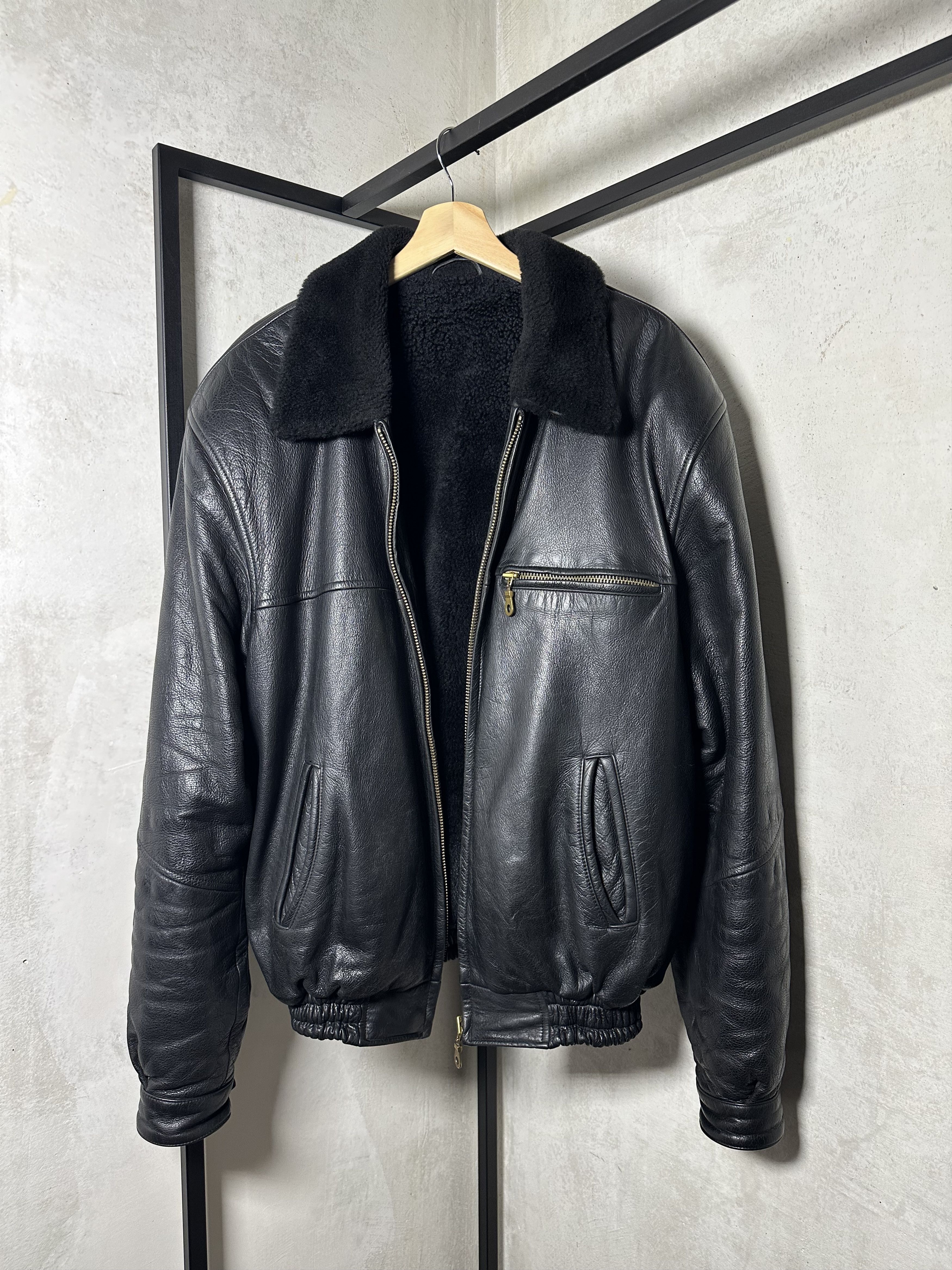 Genuine Leather Vintage Aviator Shearling Leather Jacket Size US L / EU 52-54 / 3 - 3 Thumbnail
