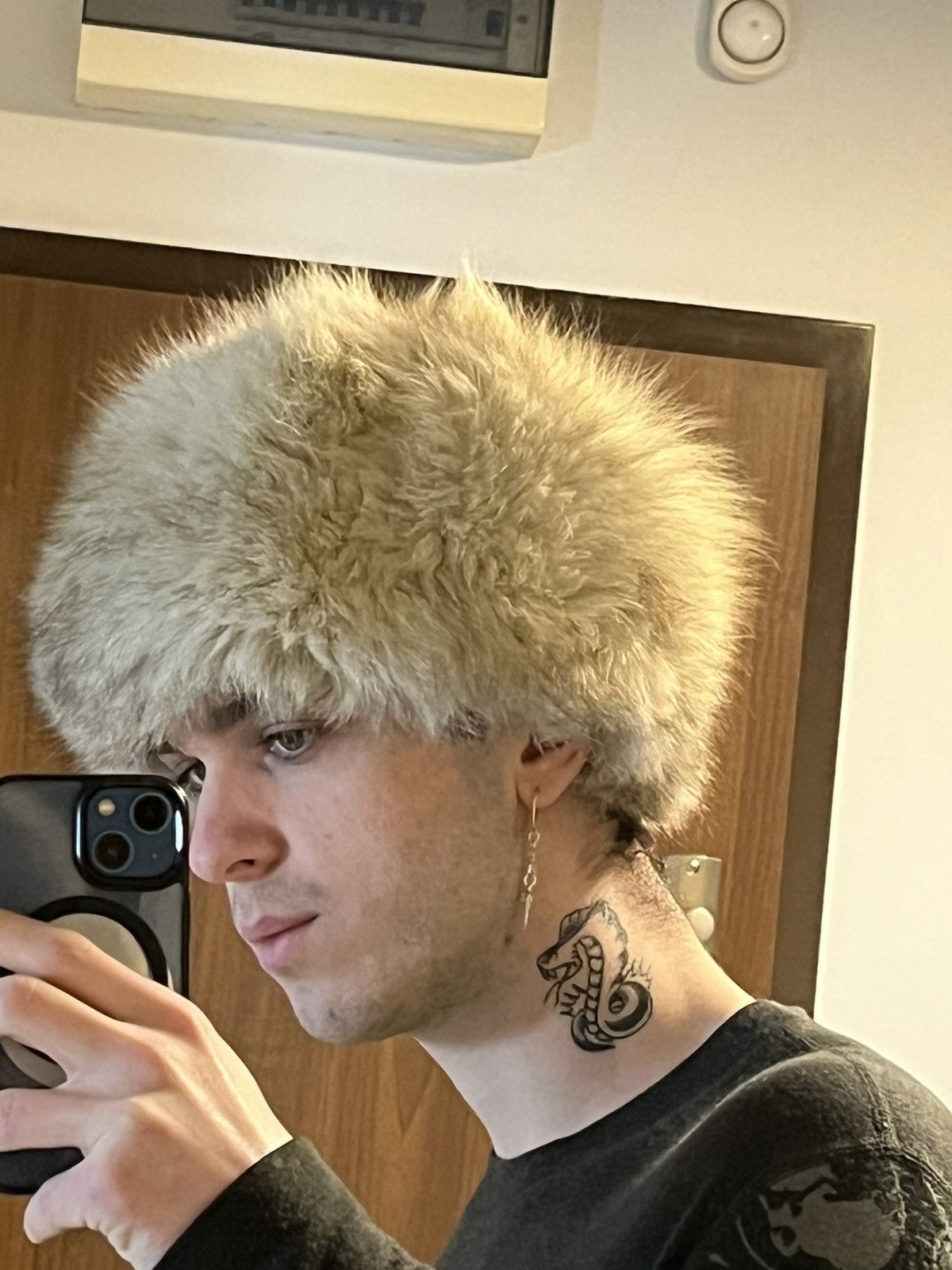 Vintage ➕ faux fur babushka style fuzzy hat Size ONE SIZE - 1 Thumbnail