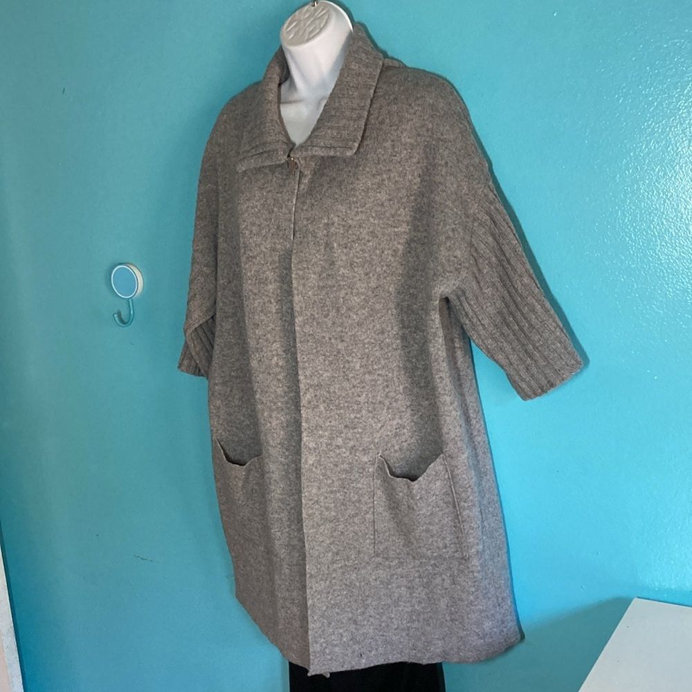 Other AIDA Womens Size M Gray Long Cardigan Sweater Wool Blend One Size M / US 6-8 / IT 42-44 - 8 Thumbnail