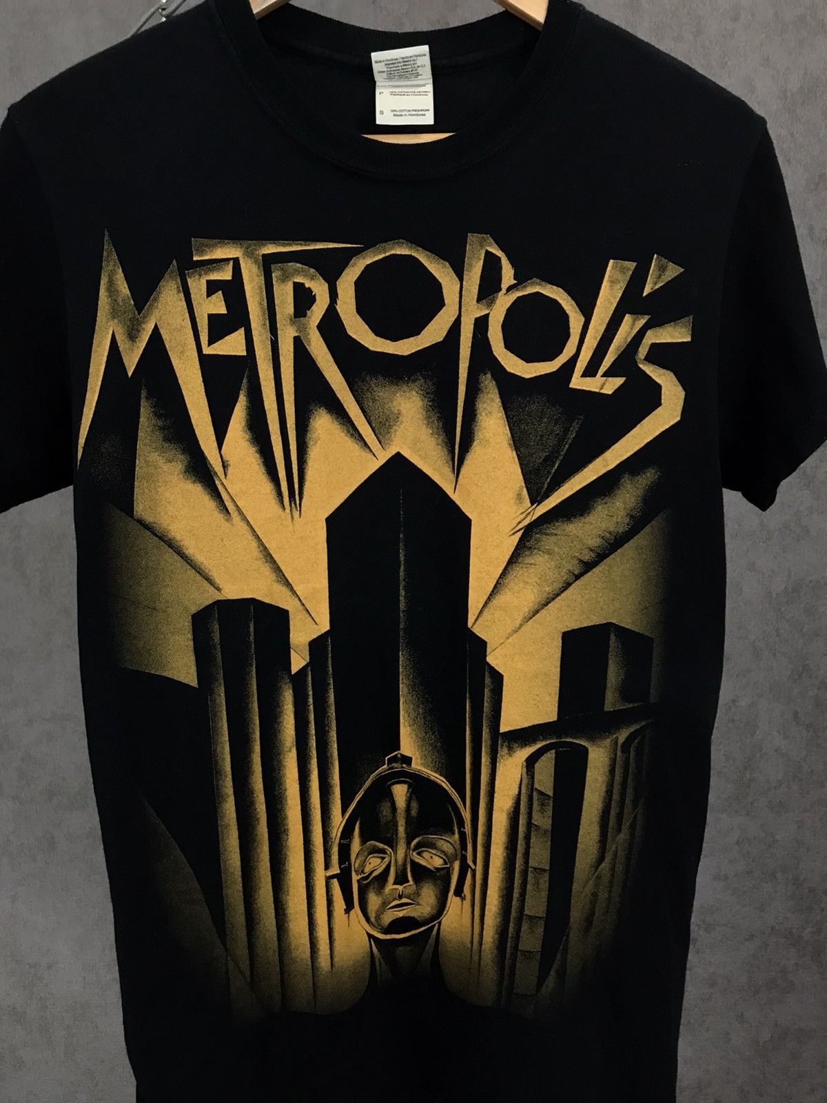Band Tees Metropolis 2008 vintage rock band tee Size US S / EU 44-46 / 1 - 3 Thumbnail