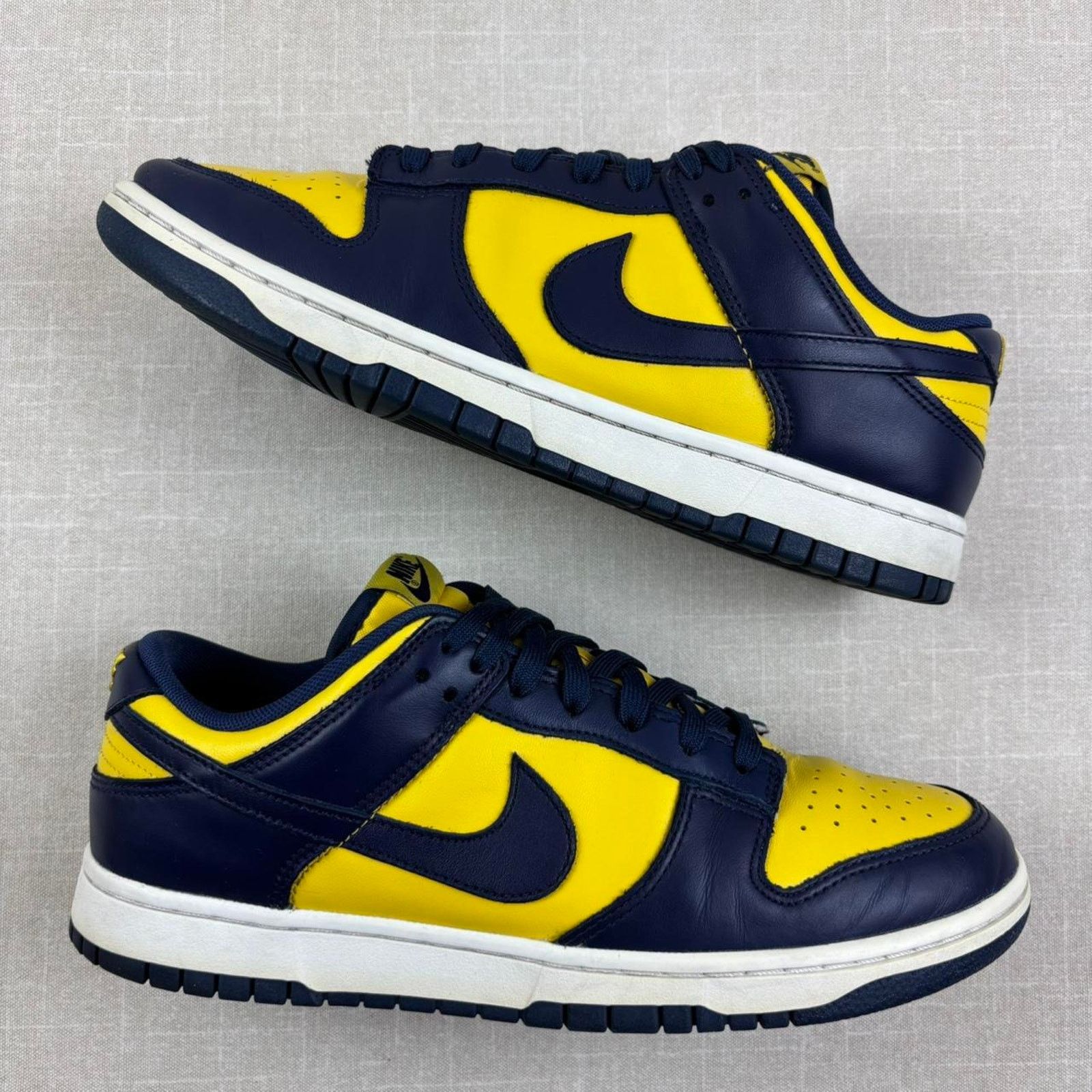 Nike 😱 2021 Nike Dunk Low “Michigan” 10M Size US 10 / EU 43 - 2 Thumbnail