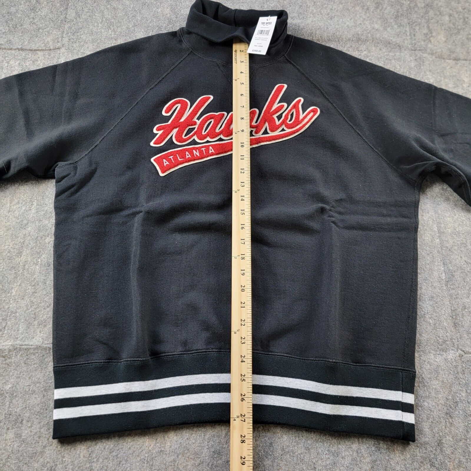 Todd Snyder Todd Snyder x NBA Atlanta Hawks Turtleneck size L Black NWT Size US L / EU 52-54 / 3 - 9 Thumbnail