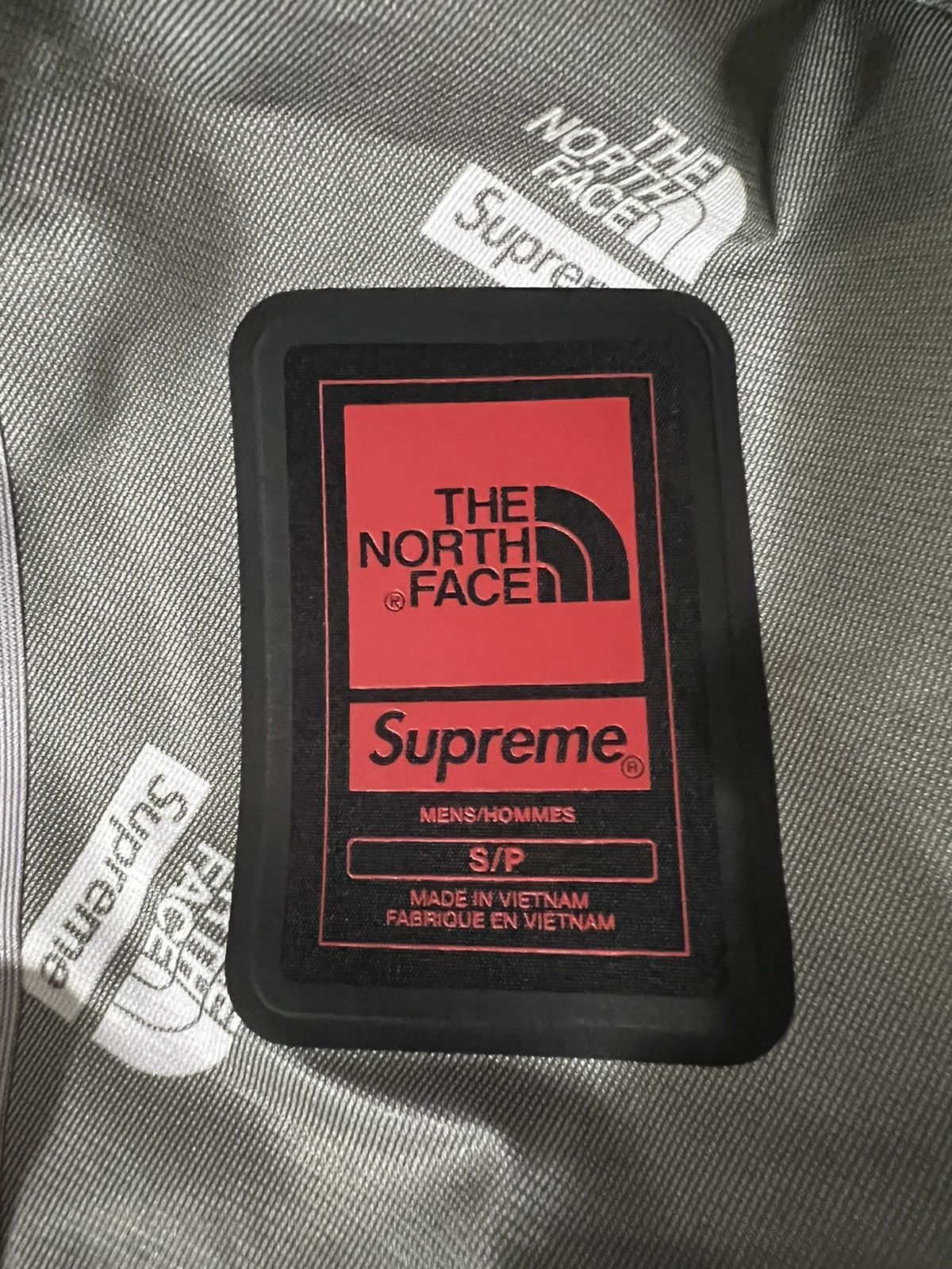 Supreme × The North Face Supreme The North Face Split Taped Seam Shell Jacket Size US S / EU 44-46 / 1 - 6 Thumbnail