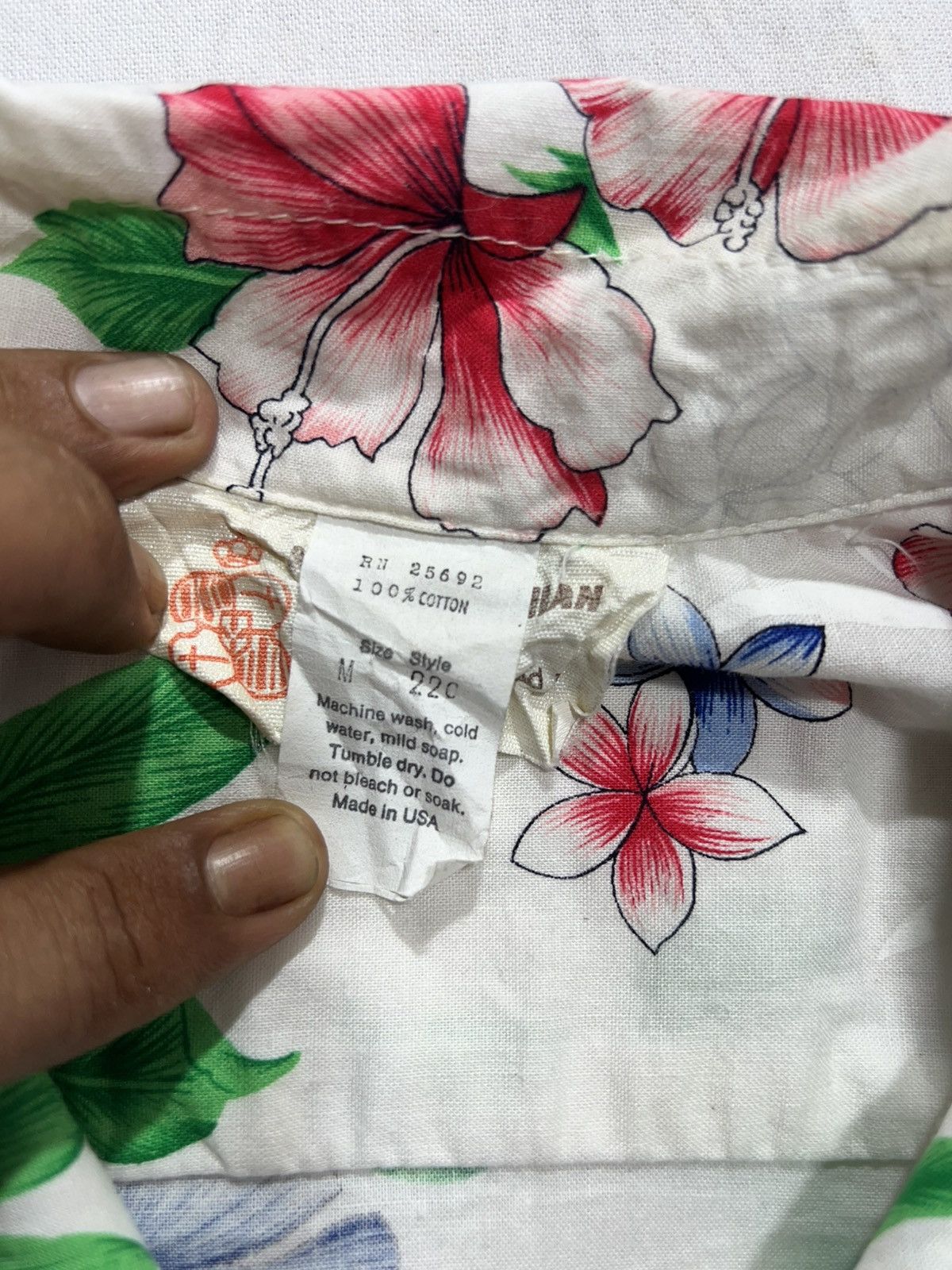 Vintage vintage Royal Hawaiian Size US M / EU 48-50 / 2 - 7 Thumbnail