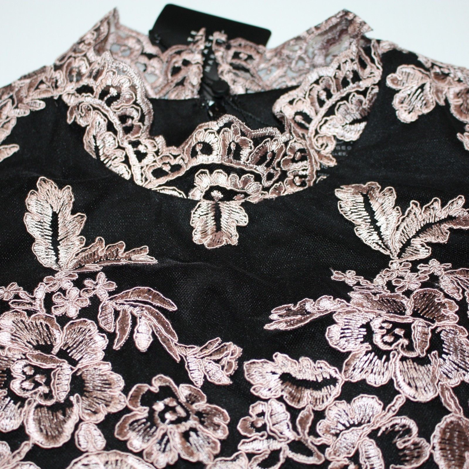 Laundry by Shelli Segal Mock-Neck Lace Sheath Dress in size 10 NWT MSRP $228 Size L / US 10 / IT 46 - 5 Thumbnail