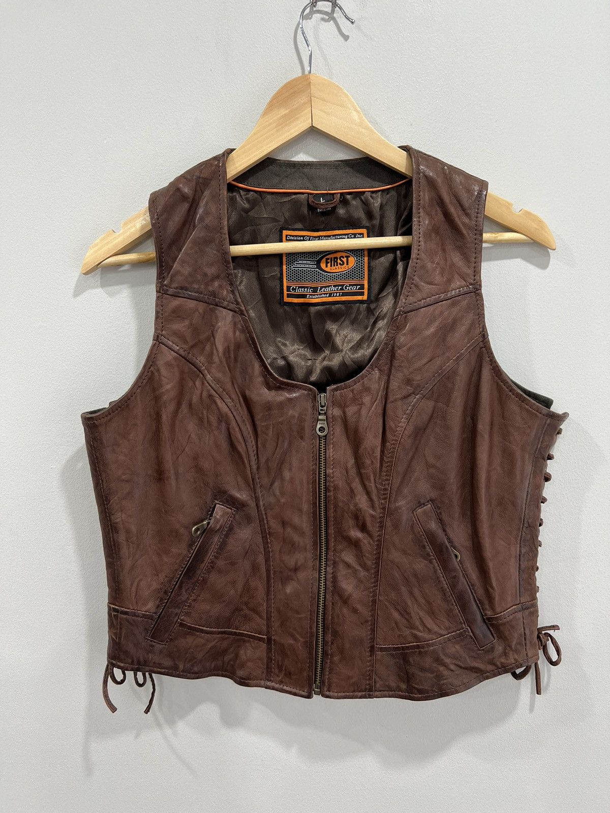 Vintage Vintage Womens Leather Vest cropped fringe tassel jacket Size L / US 10 / IT 46 - 1 Thumbnail