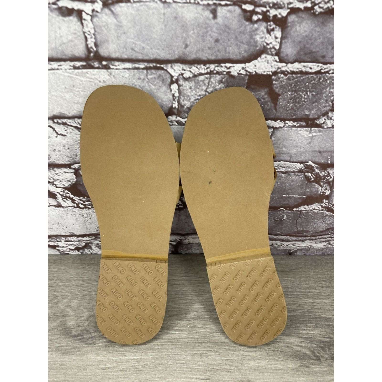 Other KINO Tan Yellow Slides Buckle Strap Cushion Comfort Sandals Size US 8 / IT 38 - 20 Thumbnail