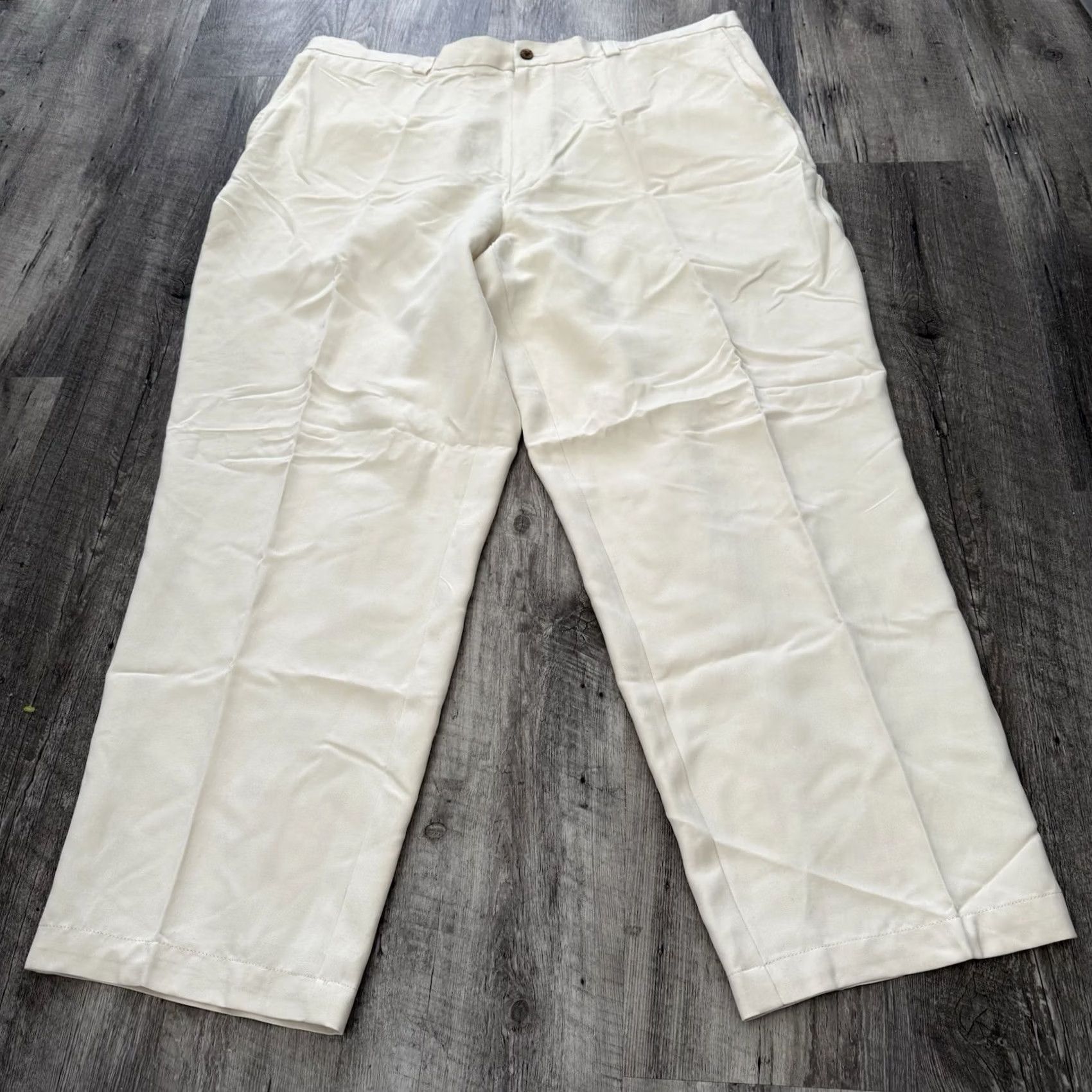 Roundtree & Yorke VINTAGE Roundtree & Yorke Caribbean Silk Pants Mens 42x32 Ivory Flat Front Khakis Casual/Business 42 Beige Solid Mens Size US 42 / EU 58 - 6 Thumbnail