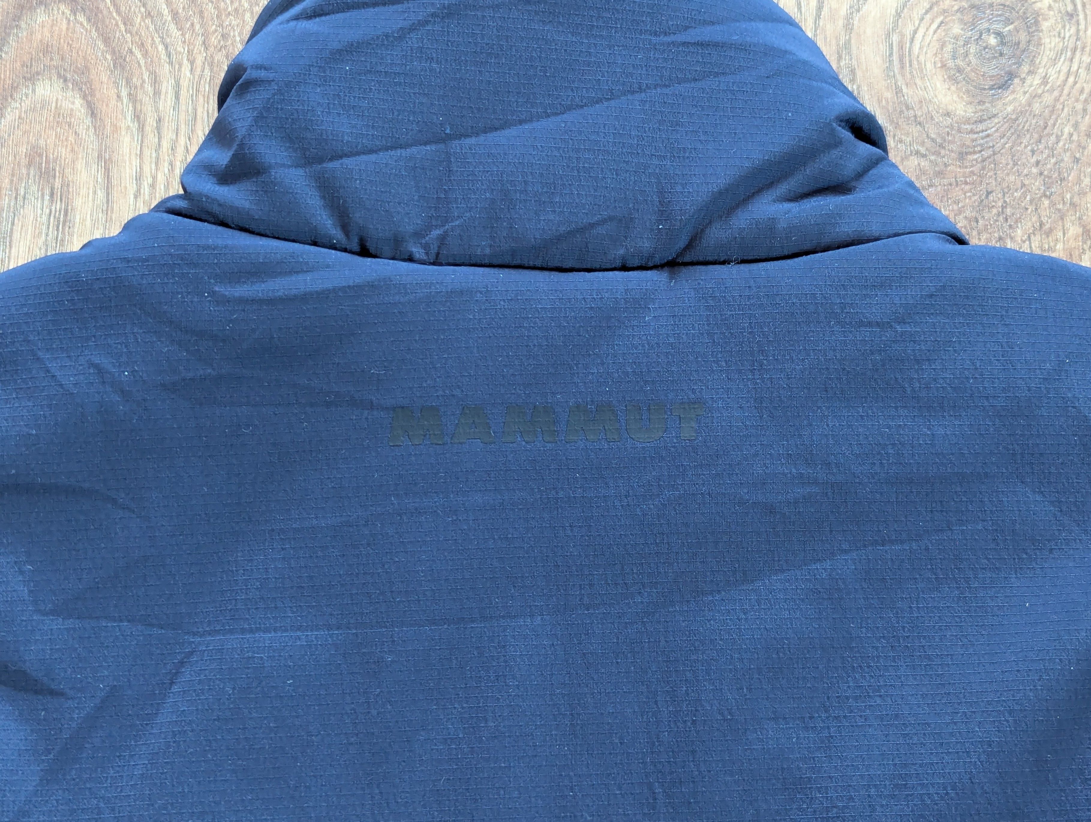 Mammut Mammut Reversible Down Jacket Size M Navy Outdoor Trekking Size US M / EU 48-50 / 2 - 13 Thumbnail