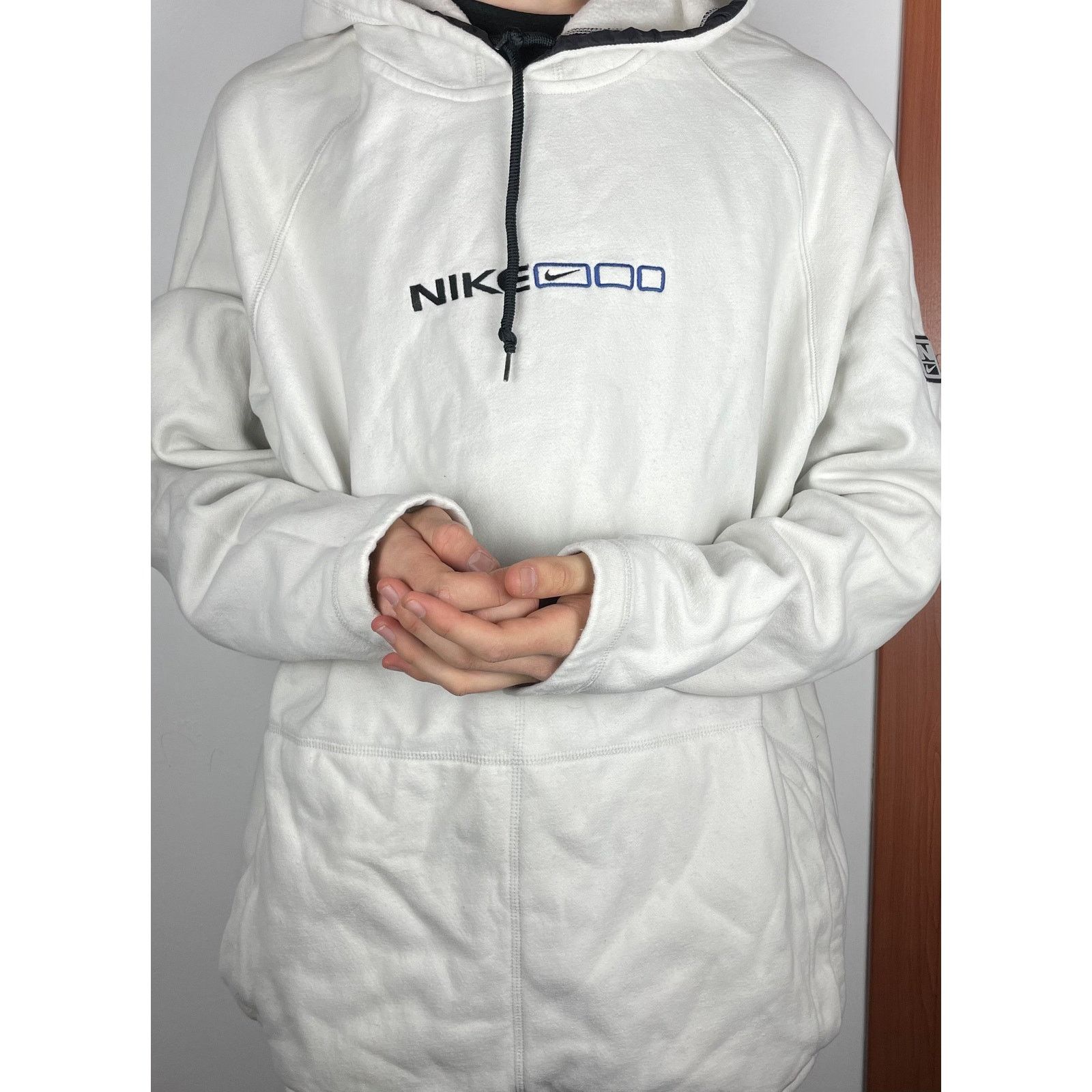 Nike × Vintage Nike Mens White Cotton Swoosh Long Sleeve Pullover Hoodie XL Size US XL / EU 56 / 4 - 2 Thumbnail