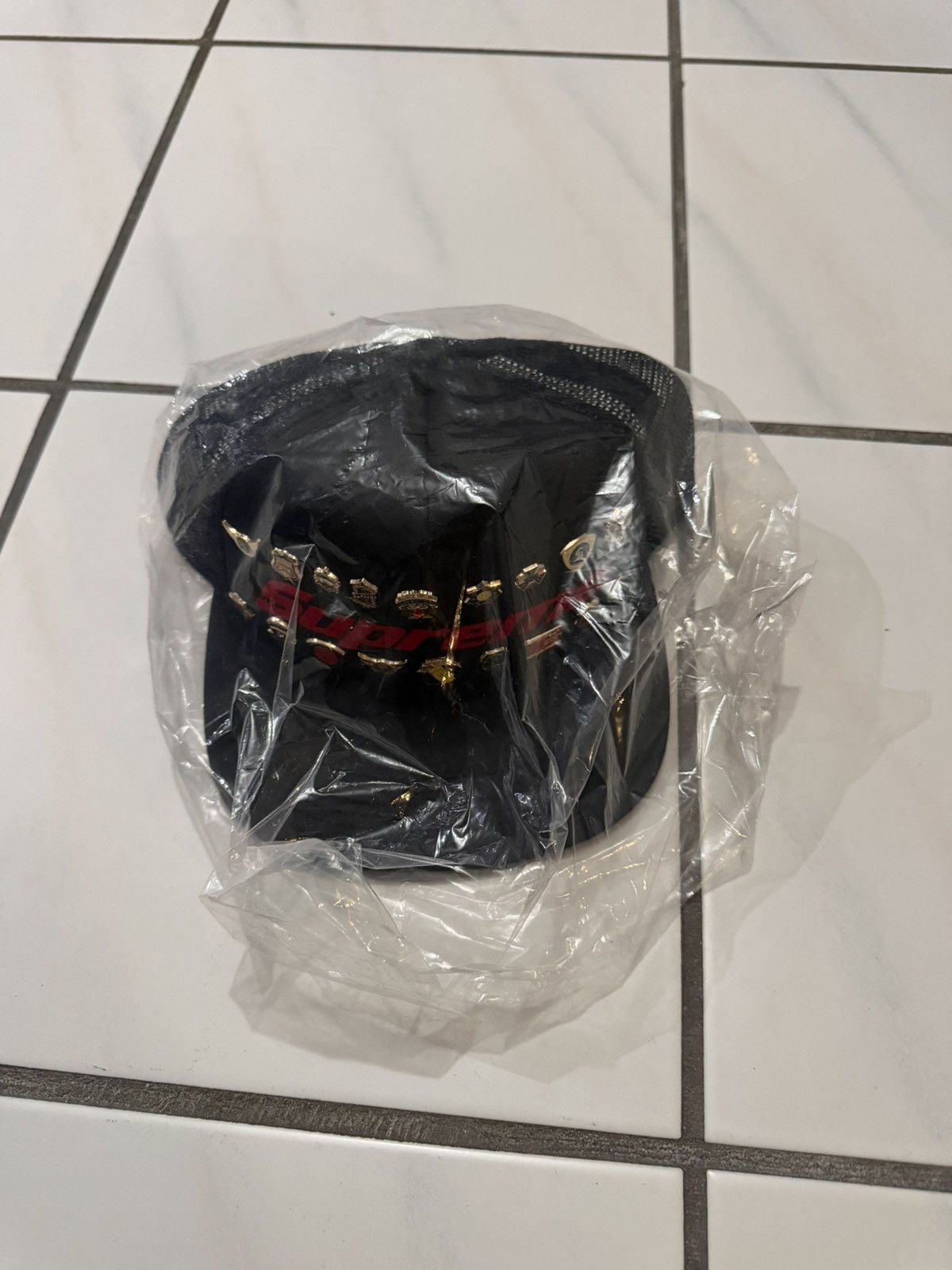 Supreme supreme pins mesh 5 panel Size ONE SIZE - 1 Thumbnail