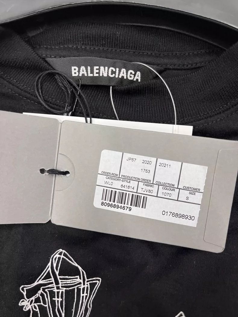 Balenciaga Balenciaga Casual printed oversized short sleeve T-shirt Size US S / EU 44-46 / 1 - 5 Thumbnail