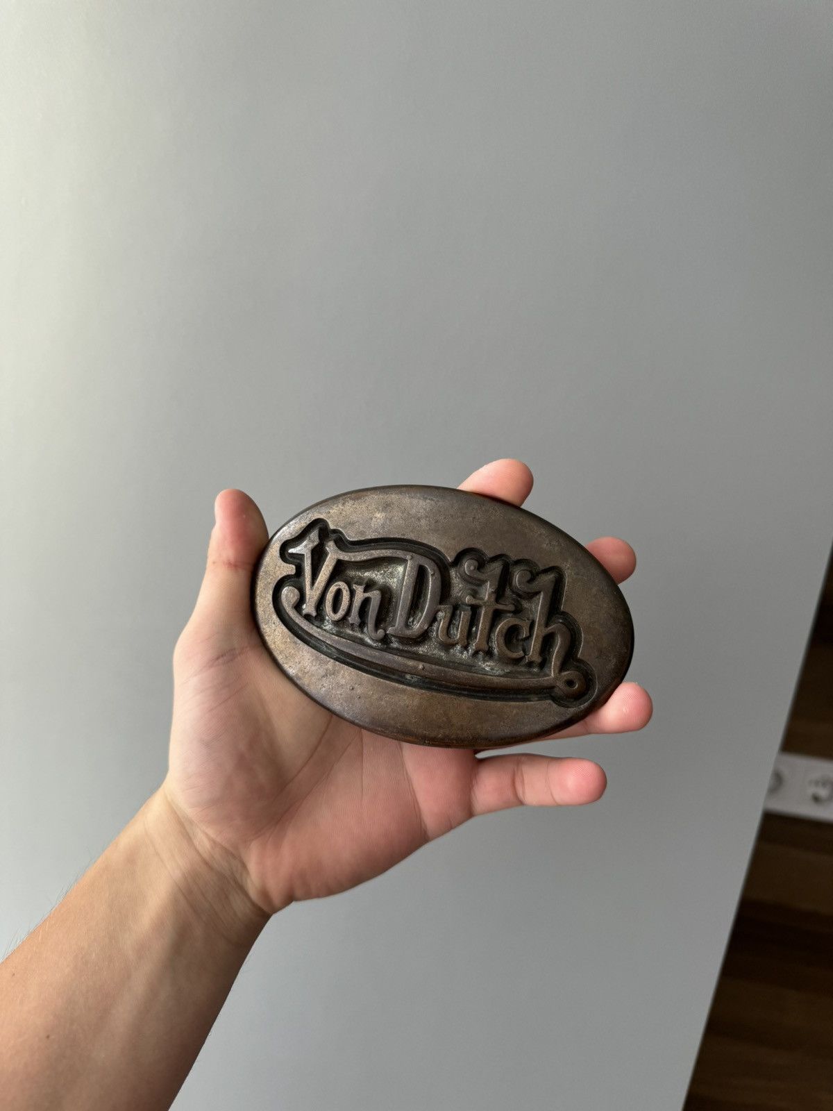 Vintage Von Dutch belt buckle s-l1200.jpg main image 3