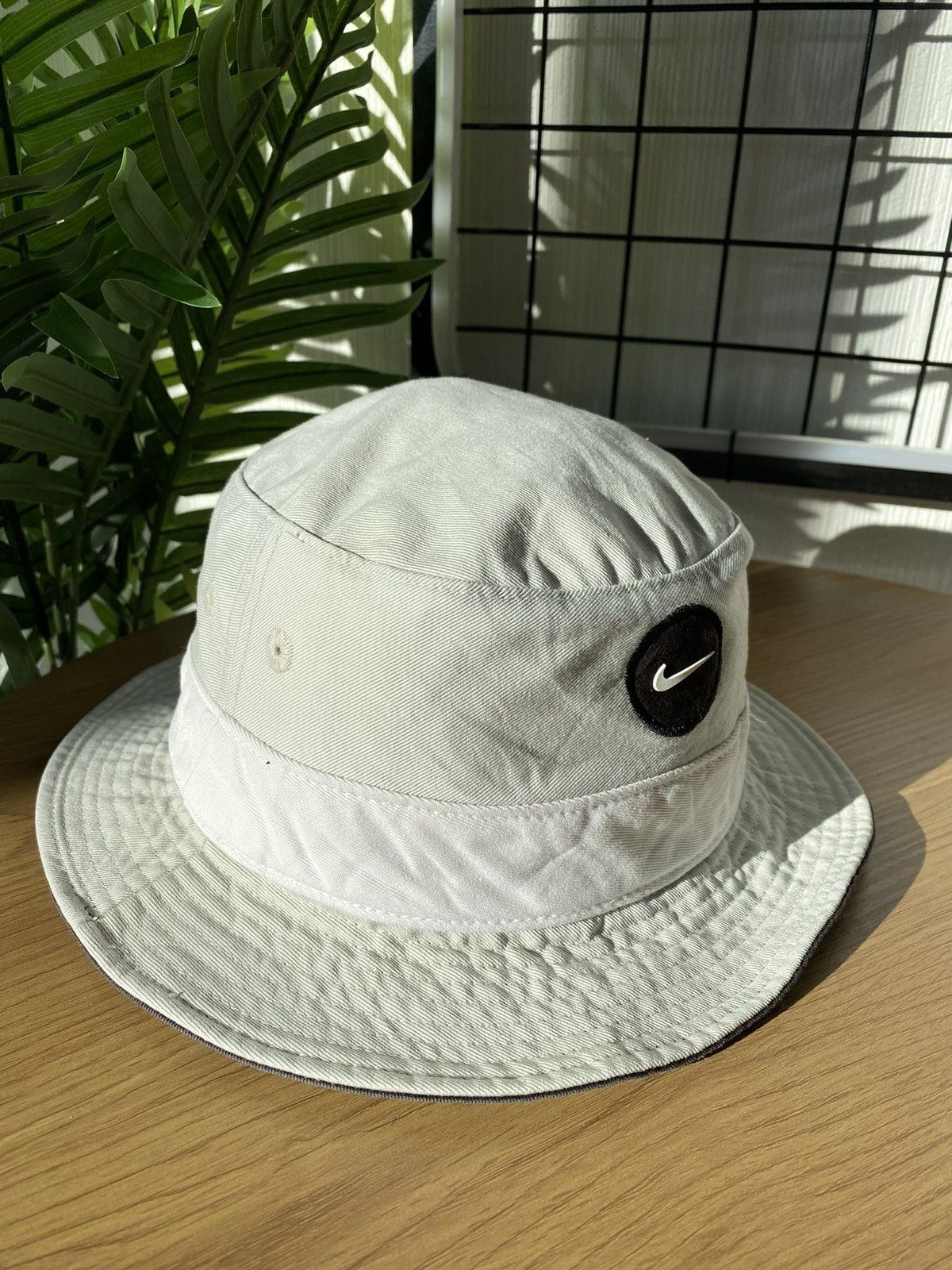 Nike × Vintage Nike Bucket Hat Vintage Size M Beige Logo y2k Styled Unisex Size 34 - 3 Thumbnail