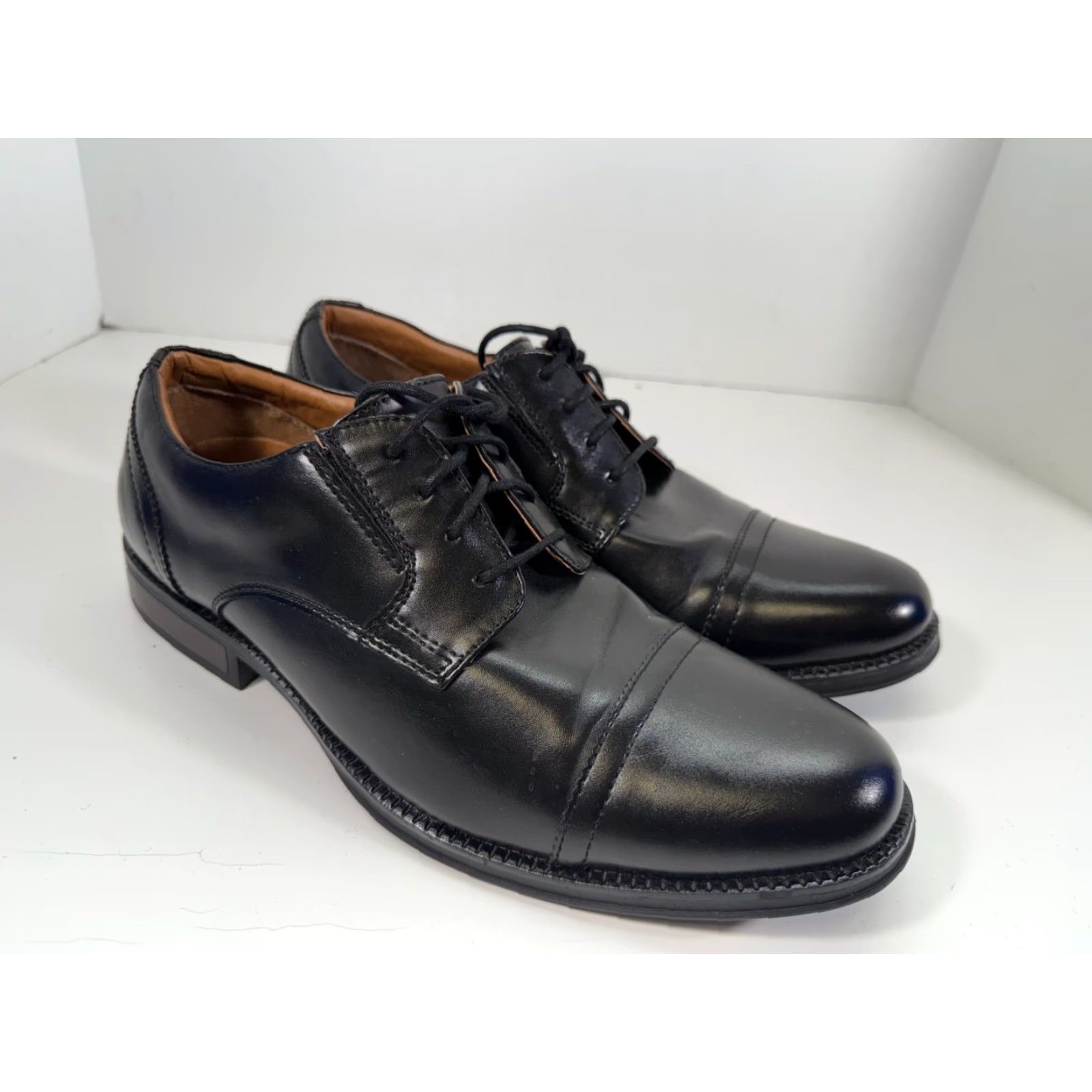 Dockers Dockers Garfield Cap Toe Oxford Dress Shoes Mens 11M Black Lace-Up Brogue Size ONE SIZE - 2 Thumbnail