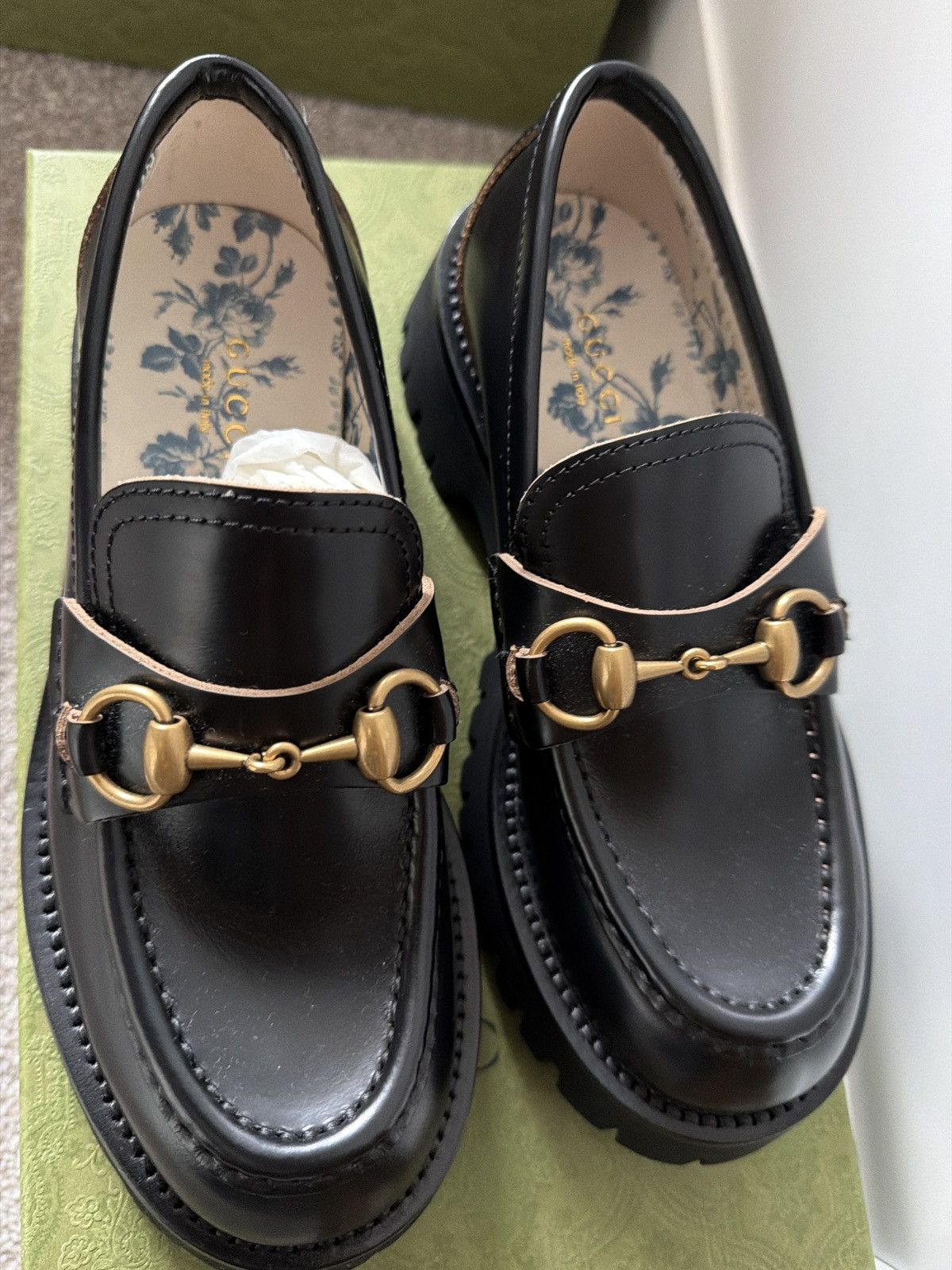 Gucci Gucci Womens Loafers Size US 5.5 / IT 35.5 - 1 Thumbnail