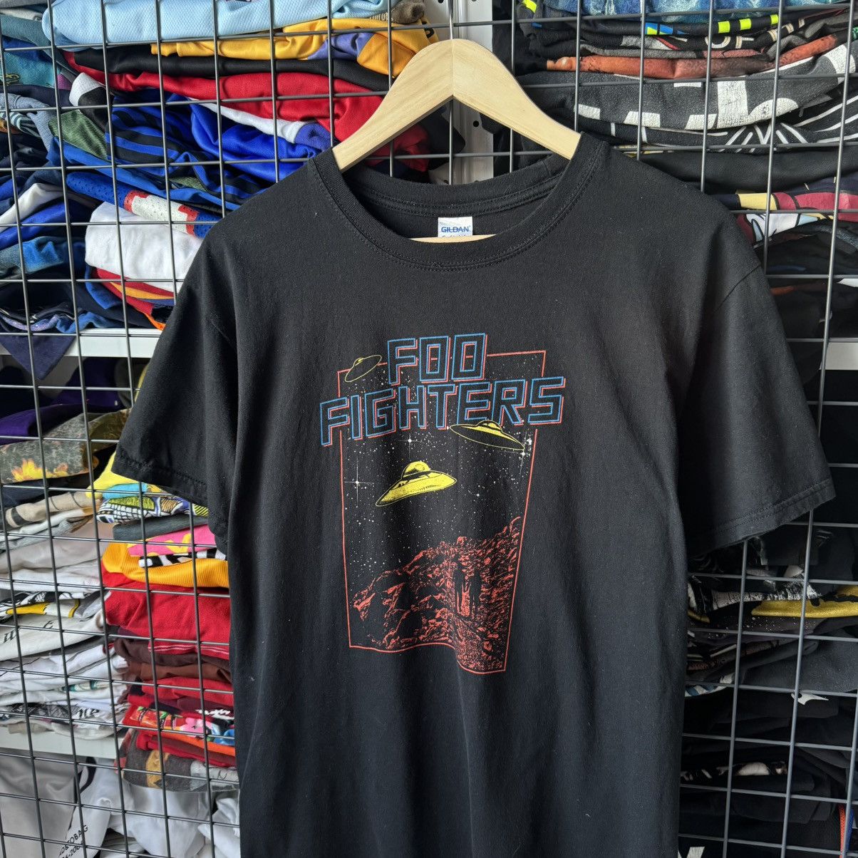 Band Tees Foo Fighters 2015 Tour Band T-shirt Size US L / EU 52-54 / 3 - 4 Thumbnail