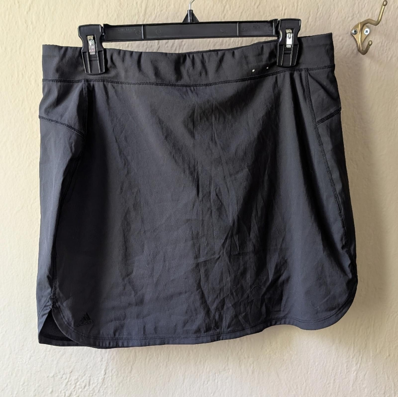 Adidas adidas tennis skirt Size 28" / US 6 / IT 42 - 1 Thumbnail