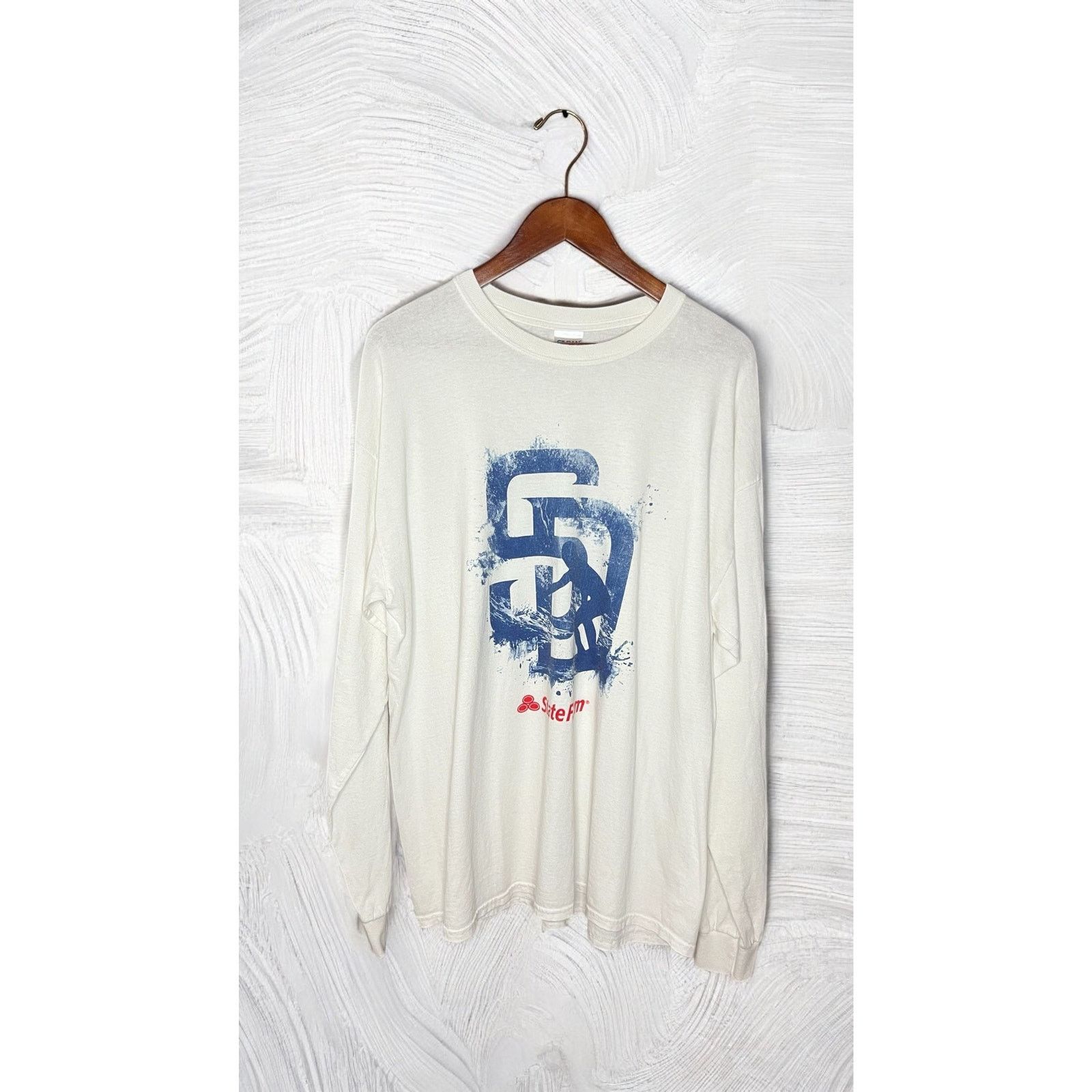 Gildan San Diego Padres Size US XL / EU 56 / 4 - 1 Thumbnail