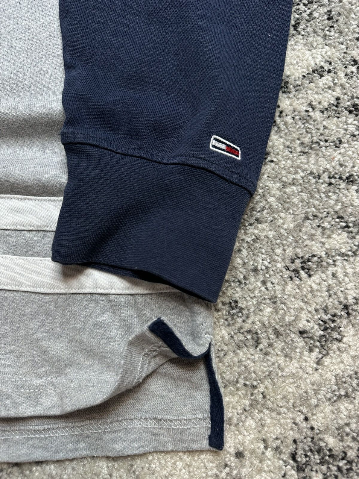 Tommy Hilfiger Tommy Hilfiger Vintage StreetWear Polo Size US M / EU 48-50 / 2 - 6 Thumbnail