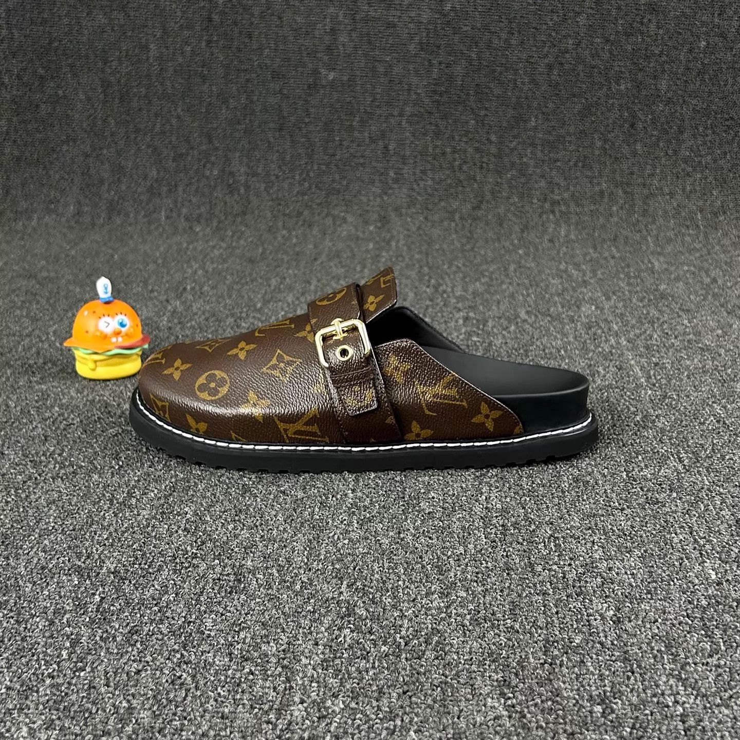 Louis Vuitton LOUIS VUITTON Monogram Slippers 39 Size US 8.5 / IT 38.5 - 3 Thumbnail