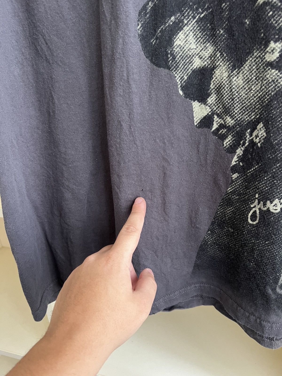 Vintage Vintage Johnny Cash T-Shirt 00s Music Tee Size XL Size US XL / EU 56 / 4 - 4 Thumbnail