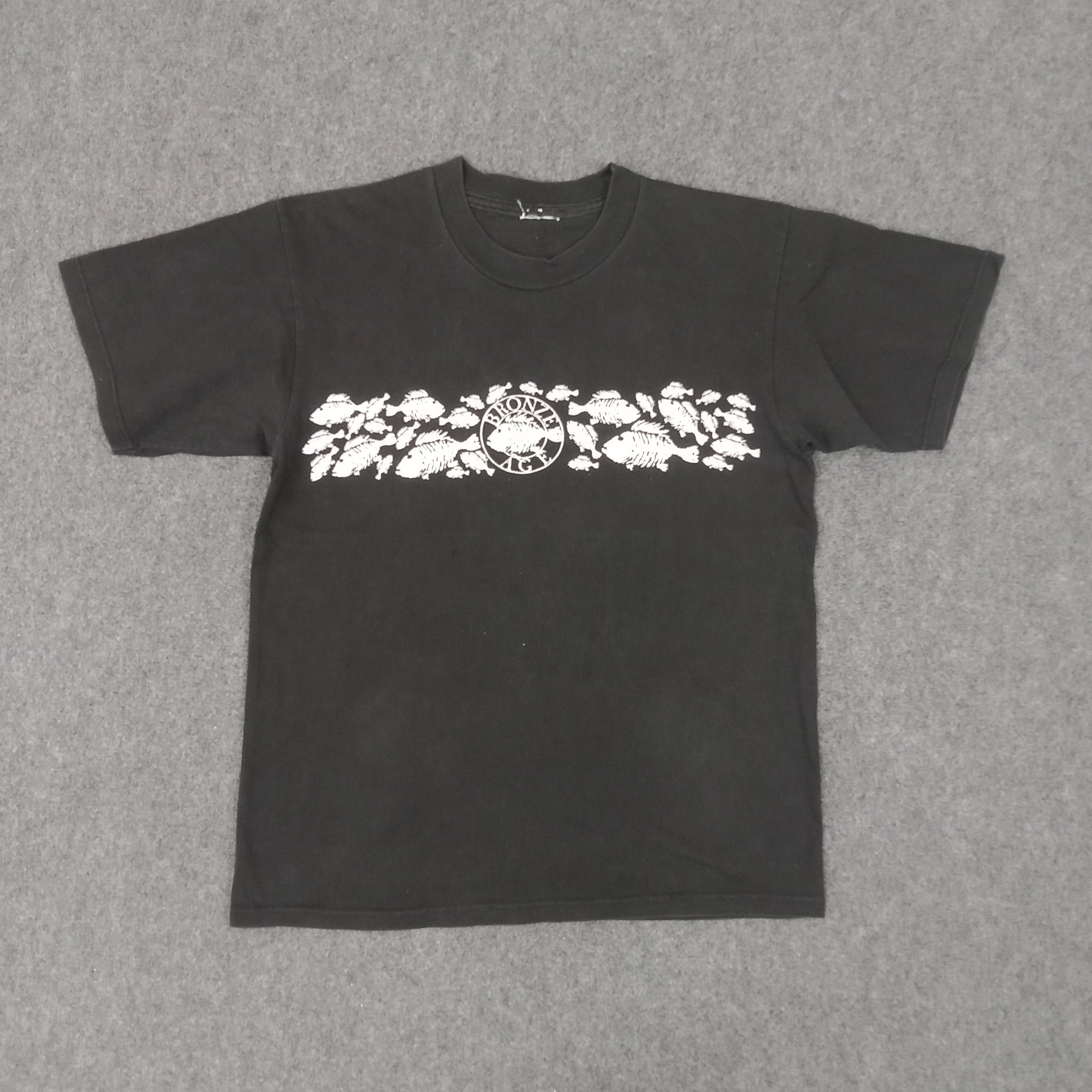 Vintage Bronze Age Surfing Style Big Logo Tshirt Size US M / EU 48-50 / 2 - 1 Thumbnail