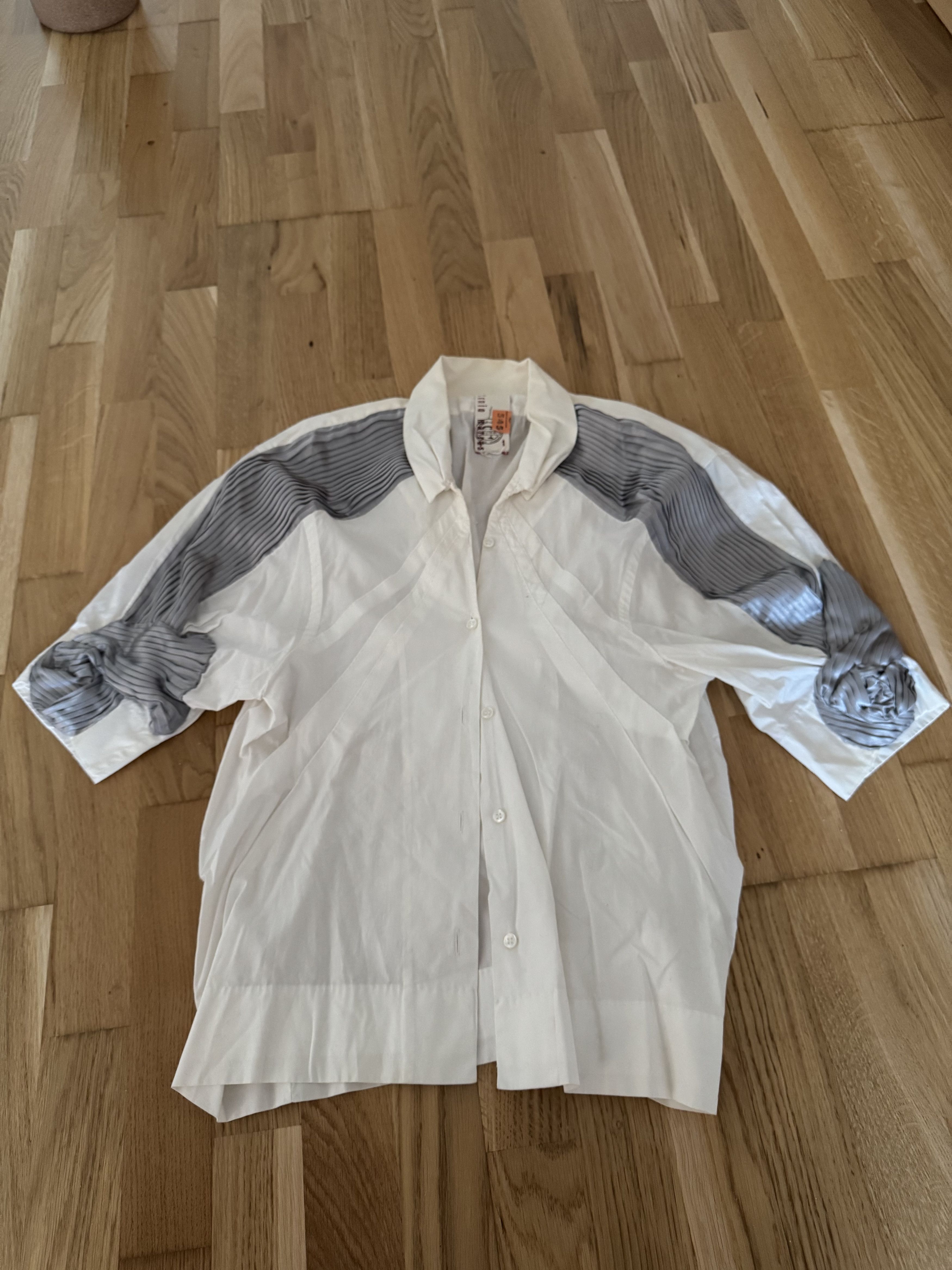 Antonio Marras Antonio Marras White Designer Shirt with Sculpted Sleeves Size M / US 6-8 / IT 42-44 - 1 Thumbnail