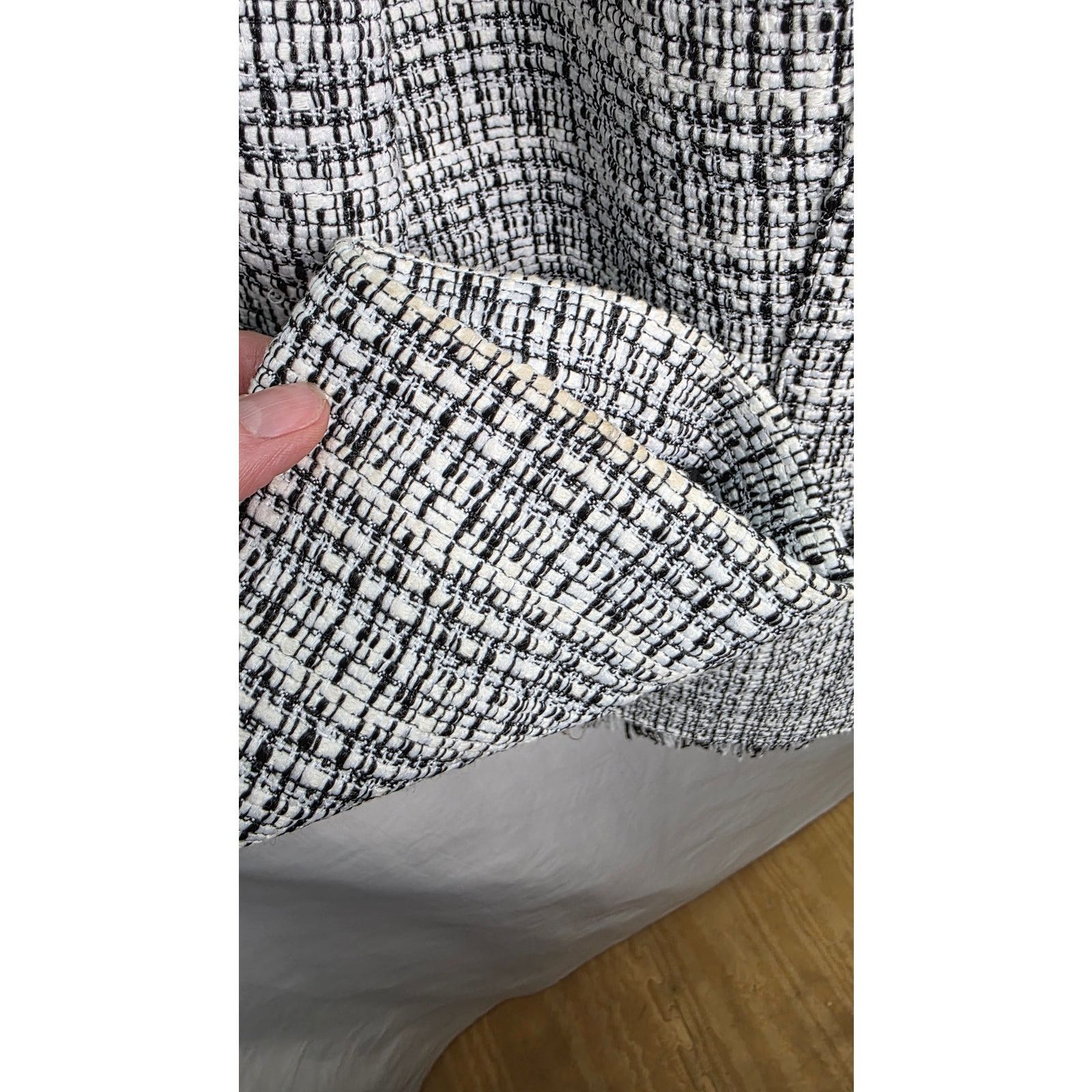 Other Chico's Black & White Tweed Jacket with Fringe Edging Large Size L / US 10 / IT 46 - 8 Thumbnail