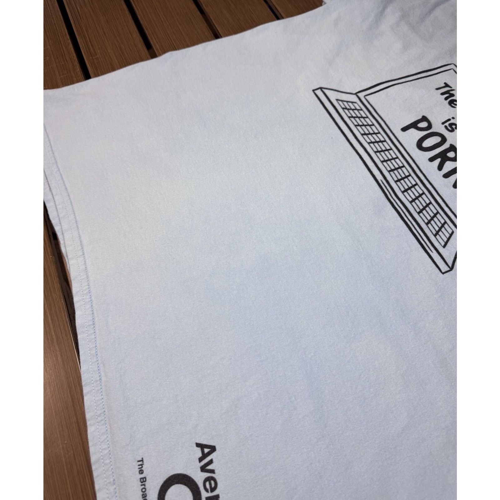 Gildan Avenue q the broadway xl Logo Shirt The internet is for porn Size US XL / EU 56 / 4 - 9 Thumbnail