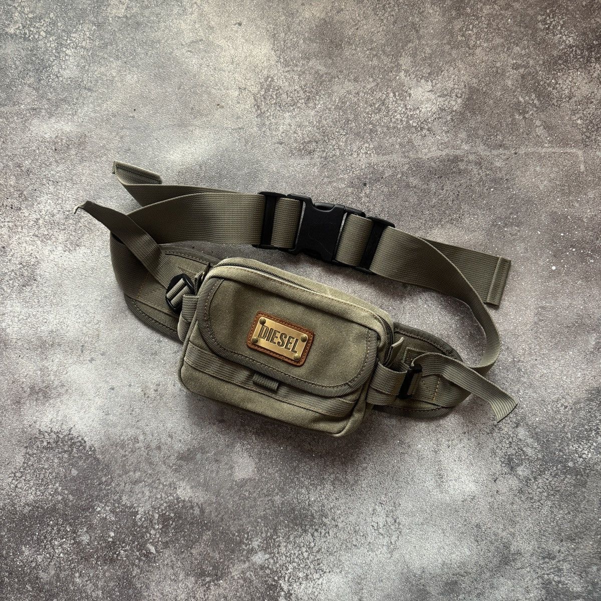 Diesel Diesel Vintage Avant Garde Y2K Unisex Crossbody Bag Size ONE SIZE - 2 Thumbnail
