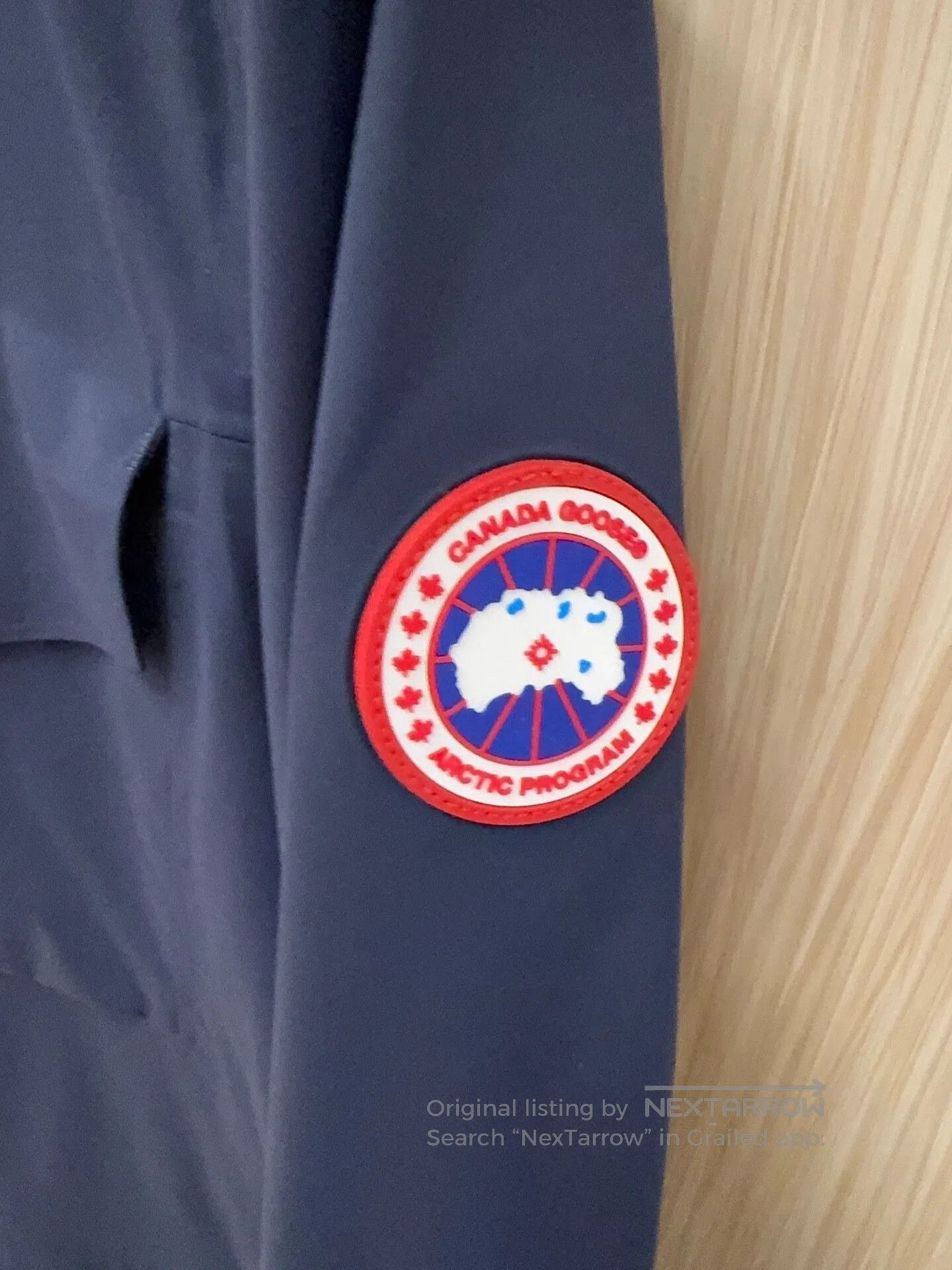 Canada Goose canada goose hooded jacket size m. Size US M / EU 48-50 / 2 - 5 Thumbnail