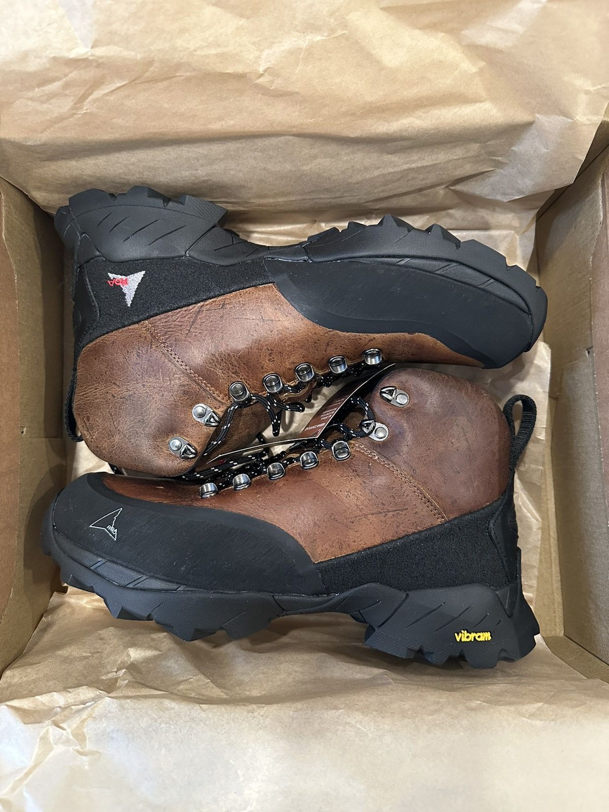 image of Roa Andreas Leather Hiking Boots in Brown, Men's (Size 9)