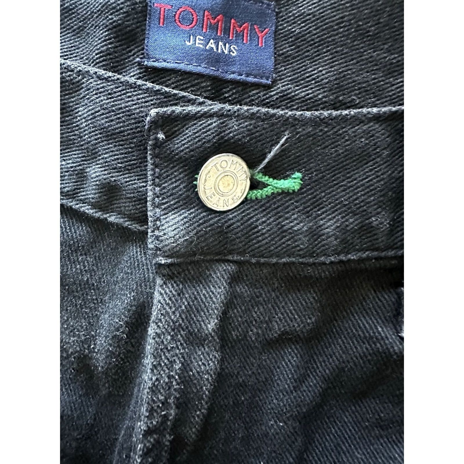 Tommy Hilfiger VINTAGE Tommy Hilfiger Shorts Mens 32 Black Denim Baggy Jorts Skater Y2K Bermuda 90s Grunge Hip Hop Mens Size US 32 / EU 48 - 7 Thumbnail