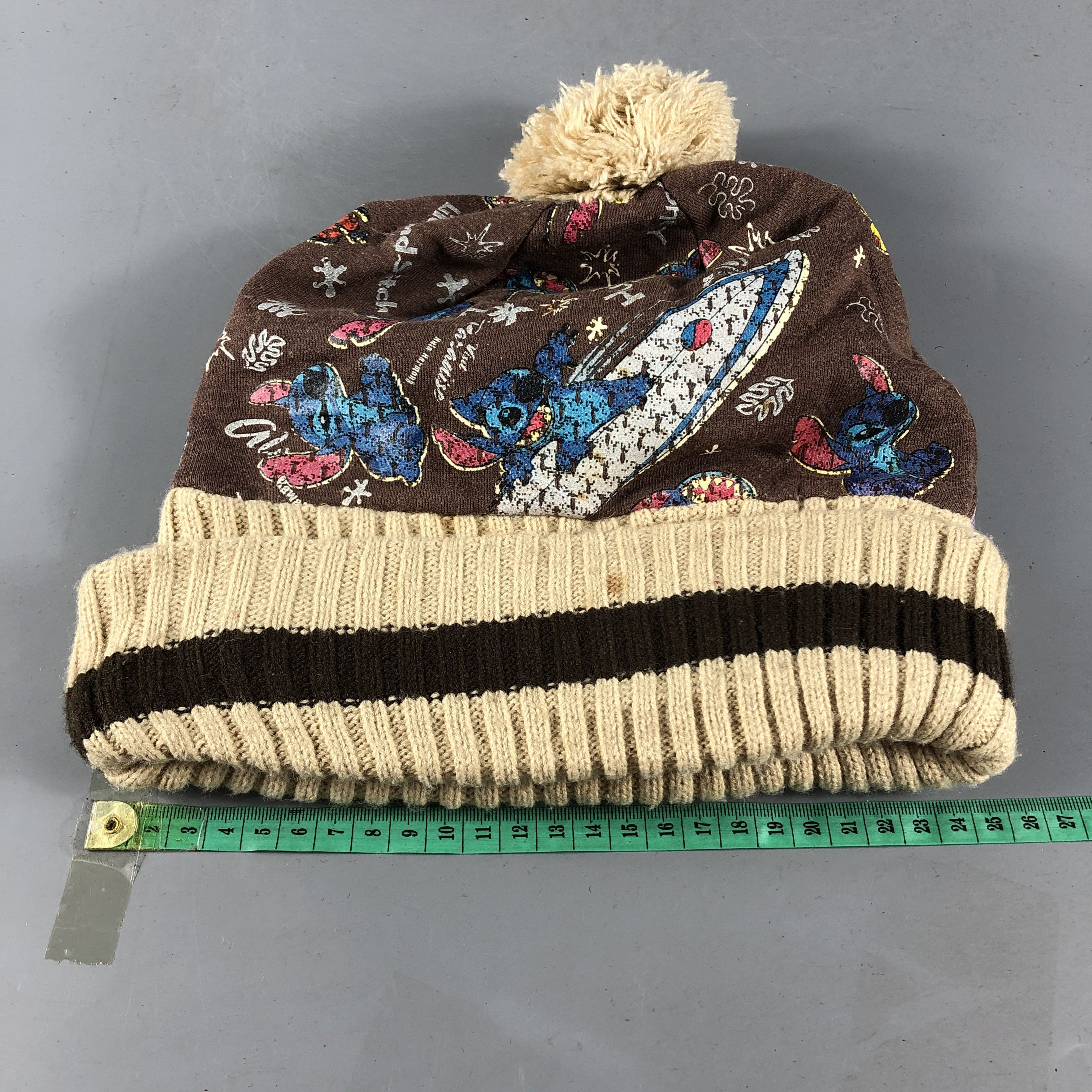 Disney Lilo & Stitch Bobble Beanie Snowcap Snow Hat B603 Size ONE SIZE - 3 Thumbnail