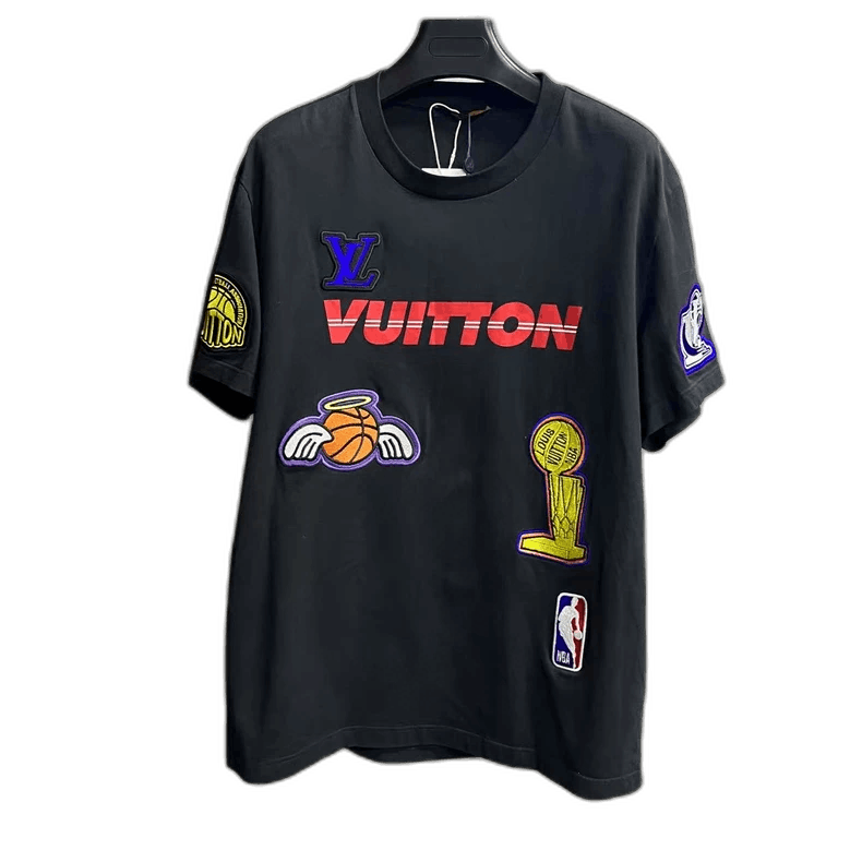 Louis Vuitton Louis Vuitton NBA Graphic Black T-Shirt Size US XL / EU 56 / 4 - 1 Thumbnail