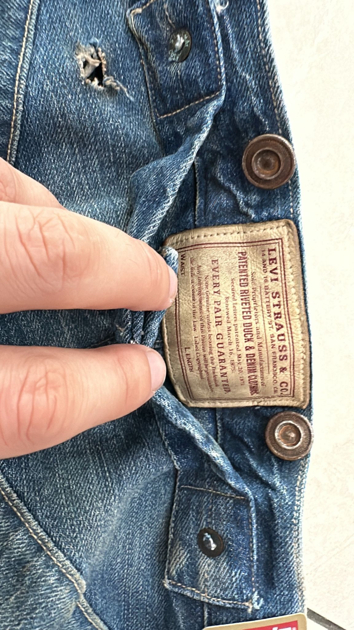 Levi's Vintage Clothing LVC Levi's Vintage Clothing 1880 501XX BigE Selvedge Jeans Size US 28 / EU 44 - 13 Thumbnail