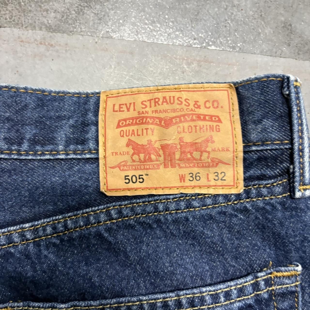 Levi's × Vintage Crazy Vintage Y2K/2000s Levis Dark Wash Workwear Style Denim Jeans! Size US 36 / EU 52 - 8 Thumbnail