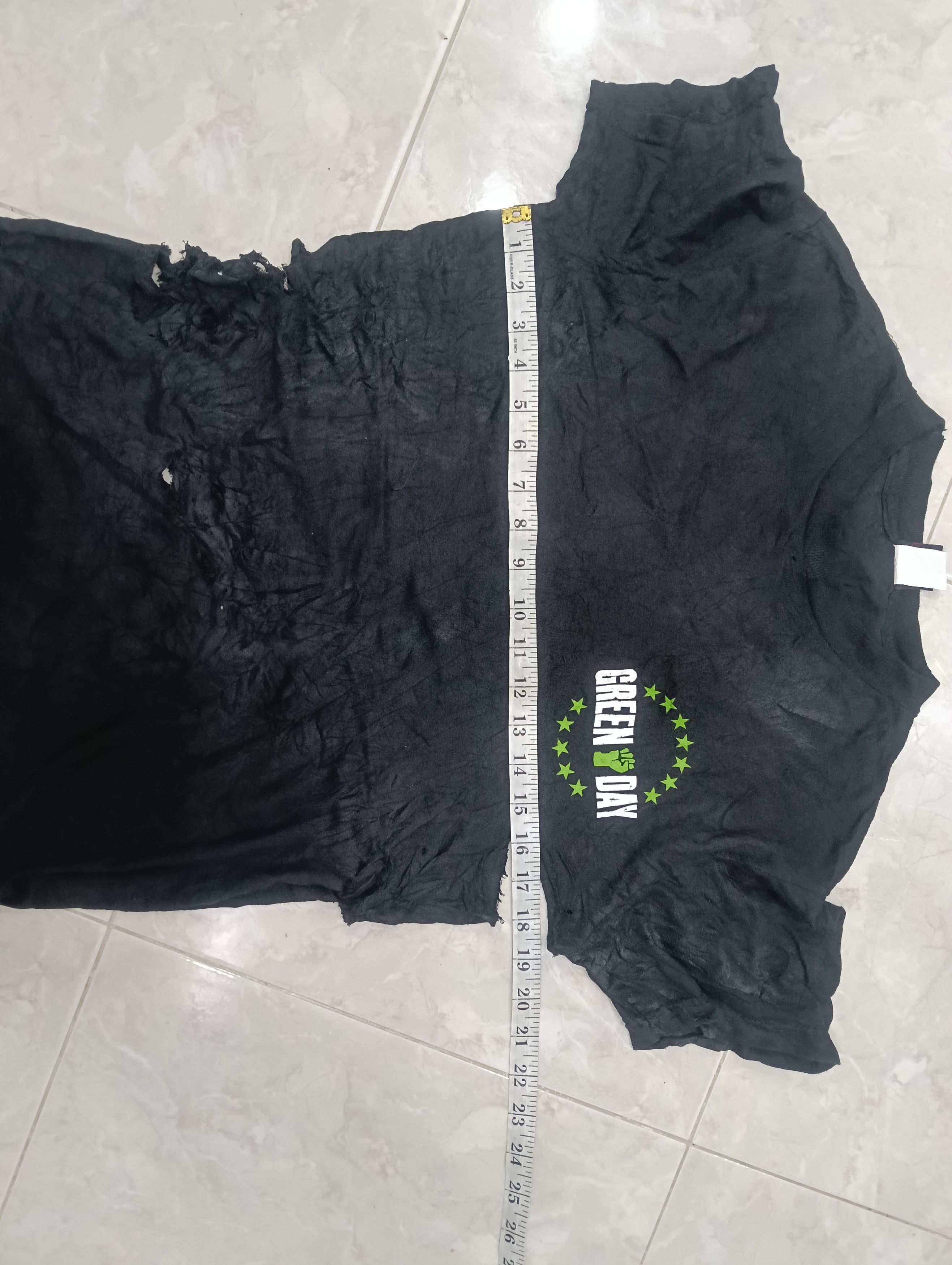 Band Tees Vintage Thrashed Y2K Green day American Idiot Size US S / EU 44-46 / 1 - 13 Thumbnail