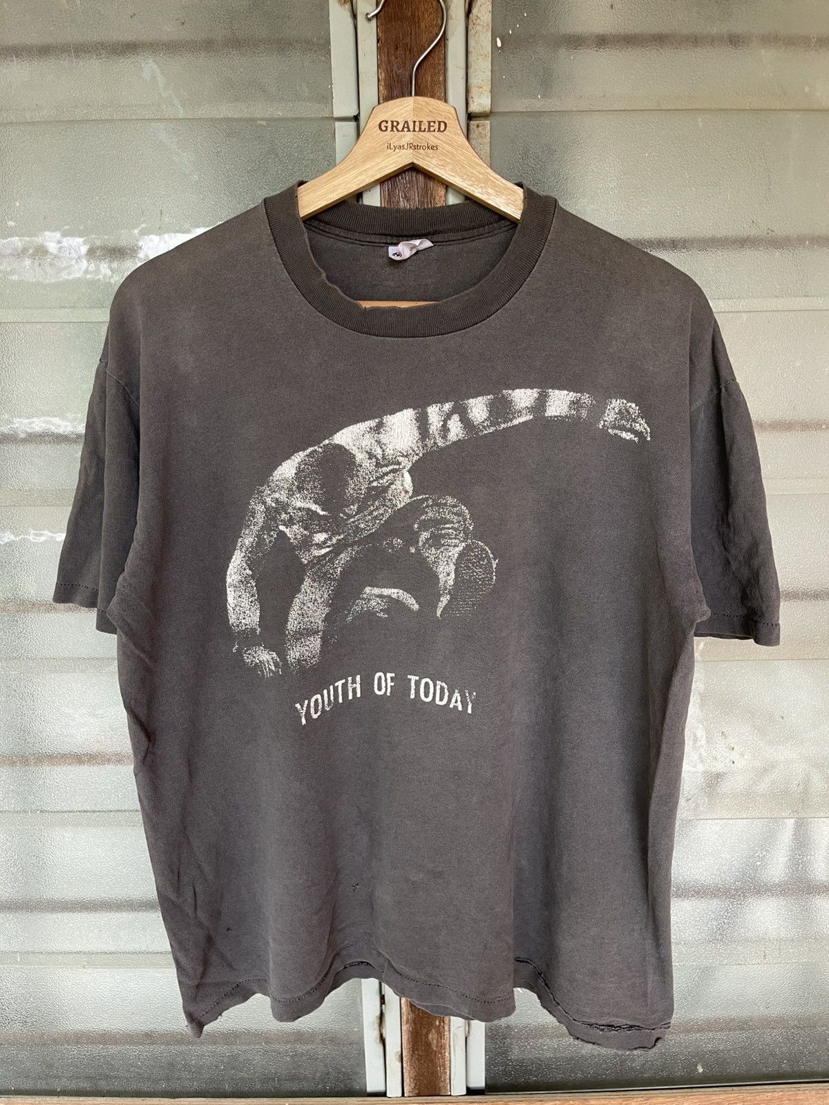 Band Tees Vintage 80's Hardcore Punk Youth Of Today Sun Faded Tee Size US L / EU 52-54 / 3 - 1 Thumbnail