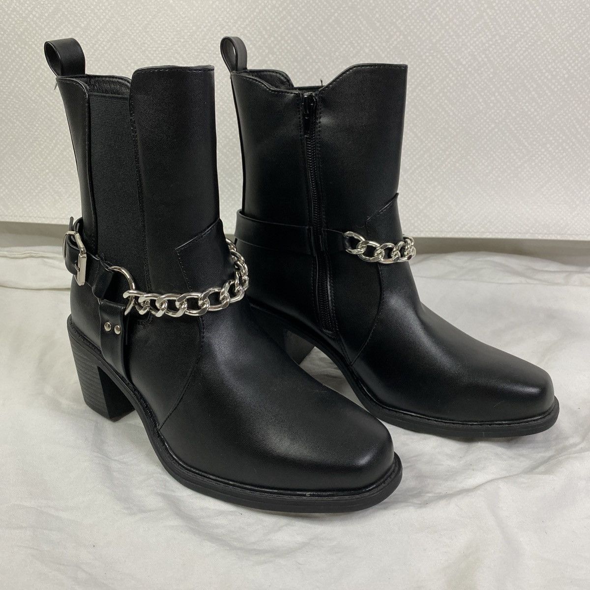 Other Pazzle Chain Ankle Boots Womens Black Sz 8.5 Block Heel NWOT Size US 8.5 / IT 38.5 - 1 Thumbnail