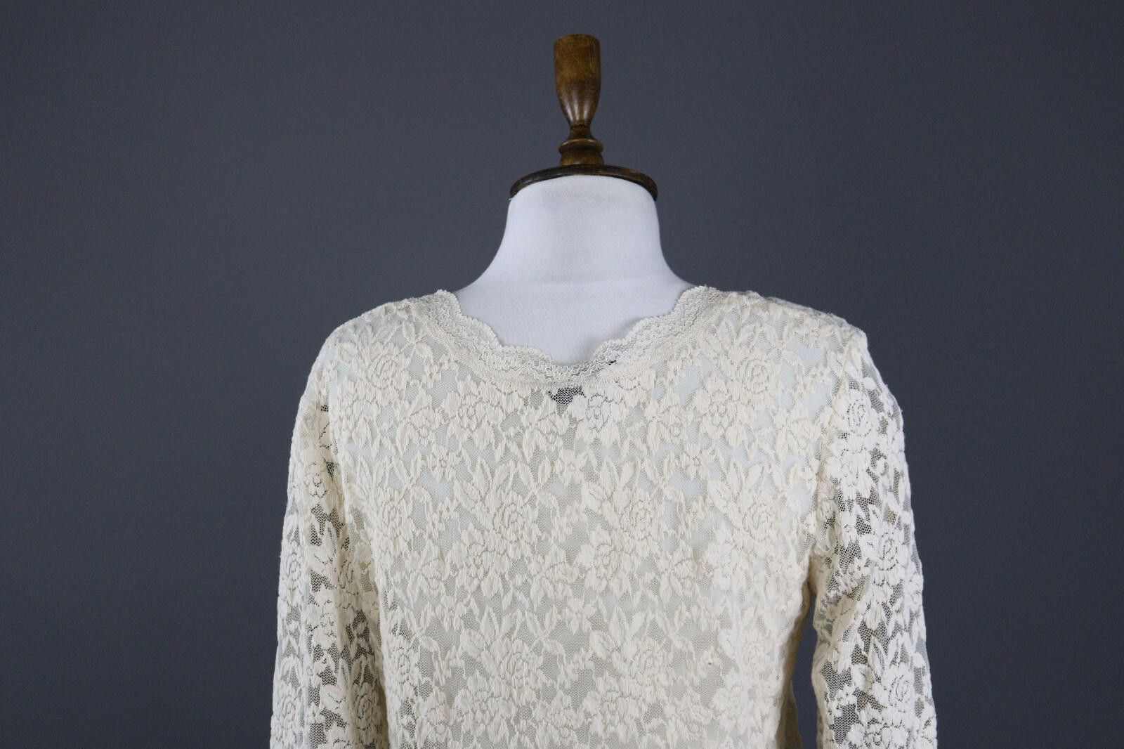 Designer Marc Cain White Floral Embroidered Pullover Shirt Size L Size L / US 10 / IT 46 - 6 Thumbnail