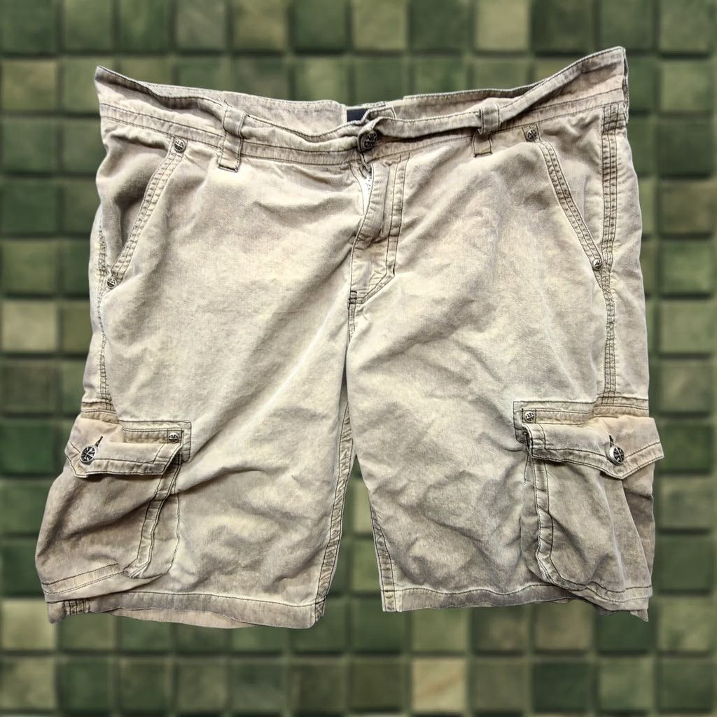 Affliction Affliction Cargo Shorts Mens 40 Beige Cotton Polyester Distressed 90s Grunge Gothic MMA Cargo Pocket Button Zipper Embroidered Logo Size US 40 / EU 56 - 1 Thumbnail
