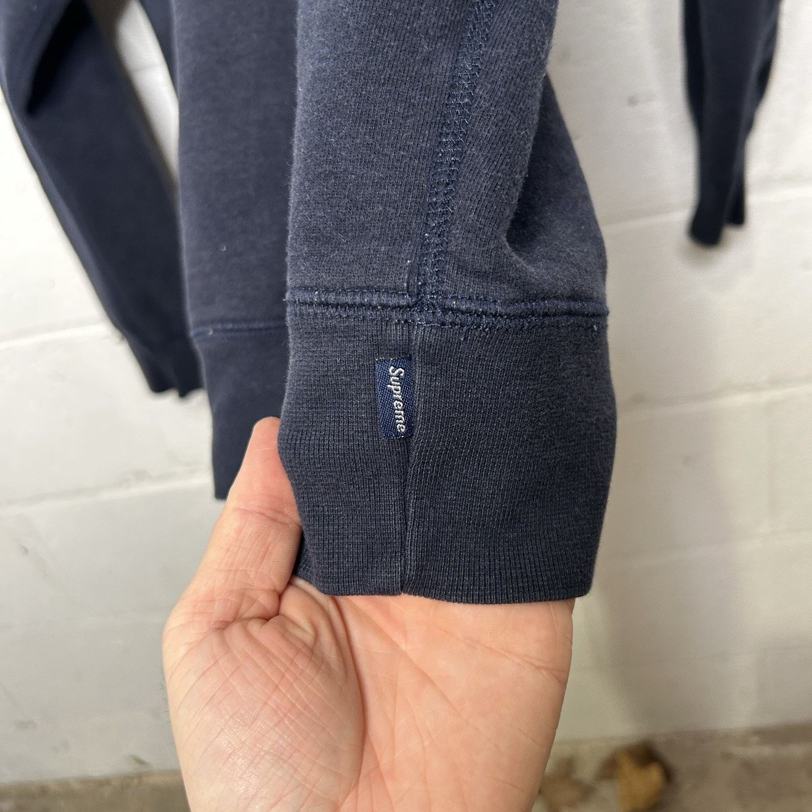 Supreme Supreme Circle Script CrewNeck Sweatshirt “Navy Gold” FW13 Size US M / EU 48-50 / 2 - 14 Thumbnail