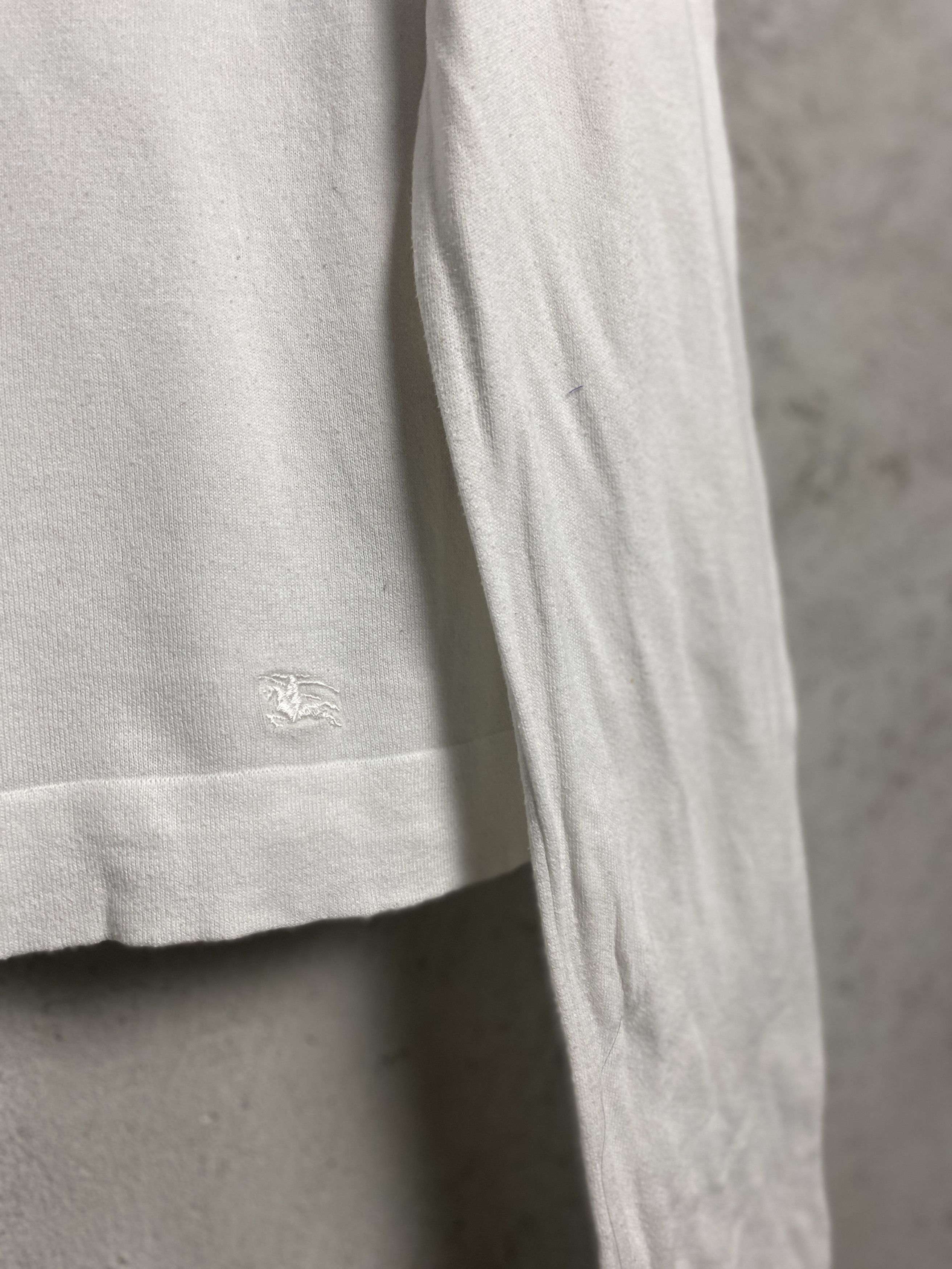 Burberry Burberry lighweight sweater knitwear small logo Size S / US 4 / IT 40 - 2 Thumbnail
