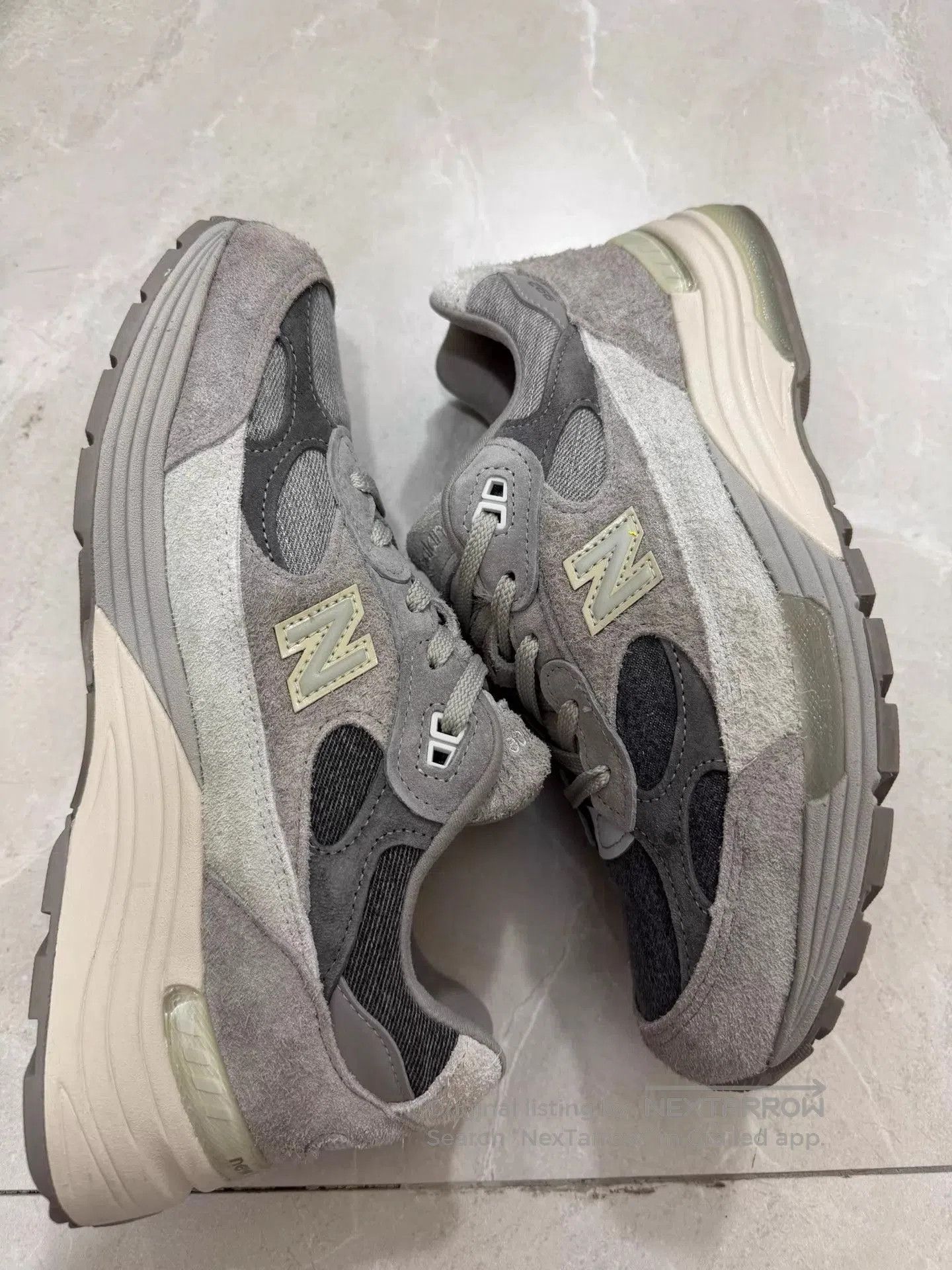Levi's Gray Low-Top Sneakers Size 9. Size US 9 / EU 42 - 3 Thumbnail